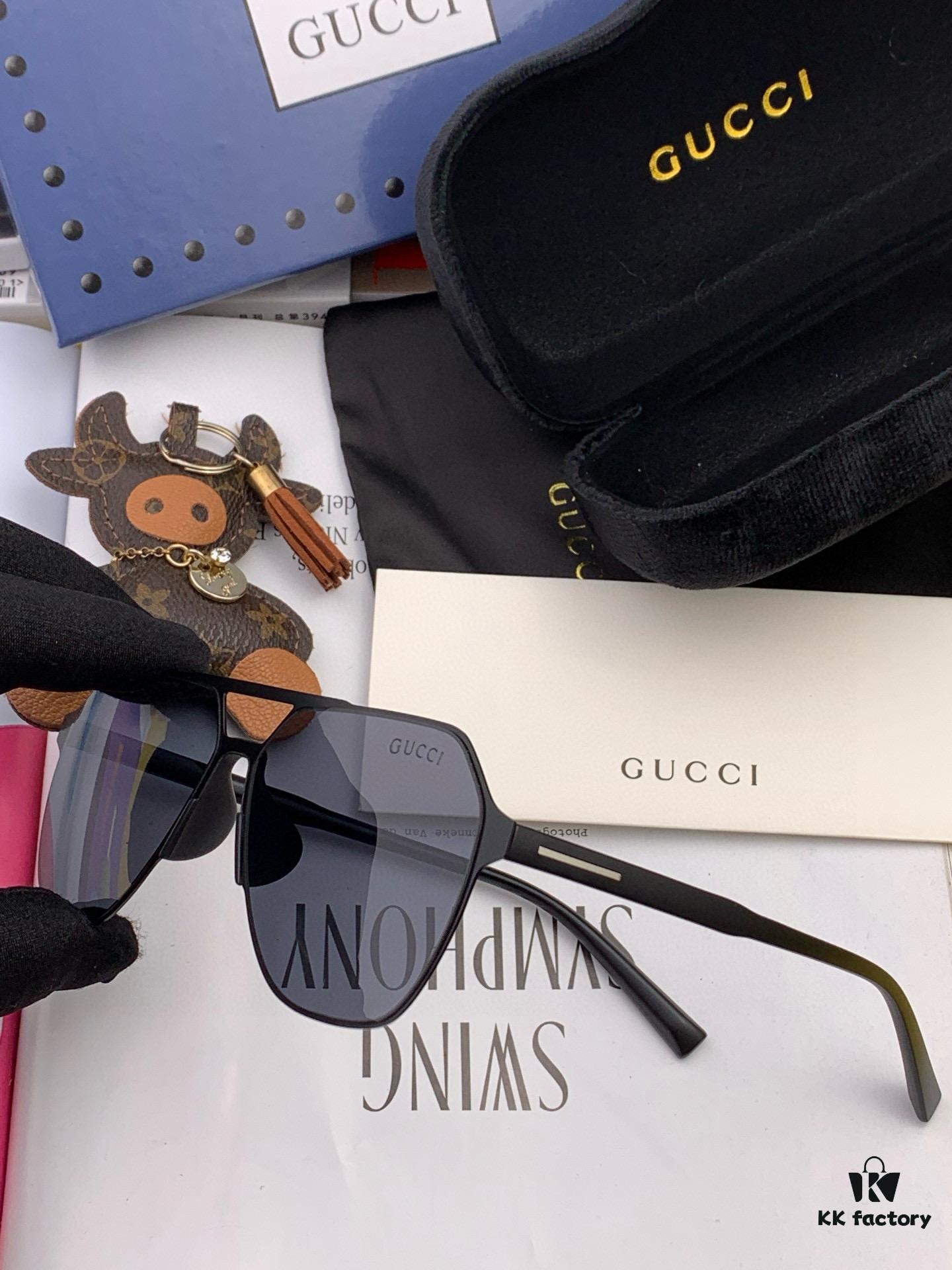 GUCCI Men's Colorful Pilot Polarized Sunglasses G3807