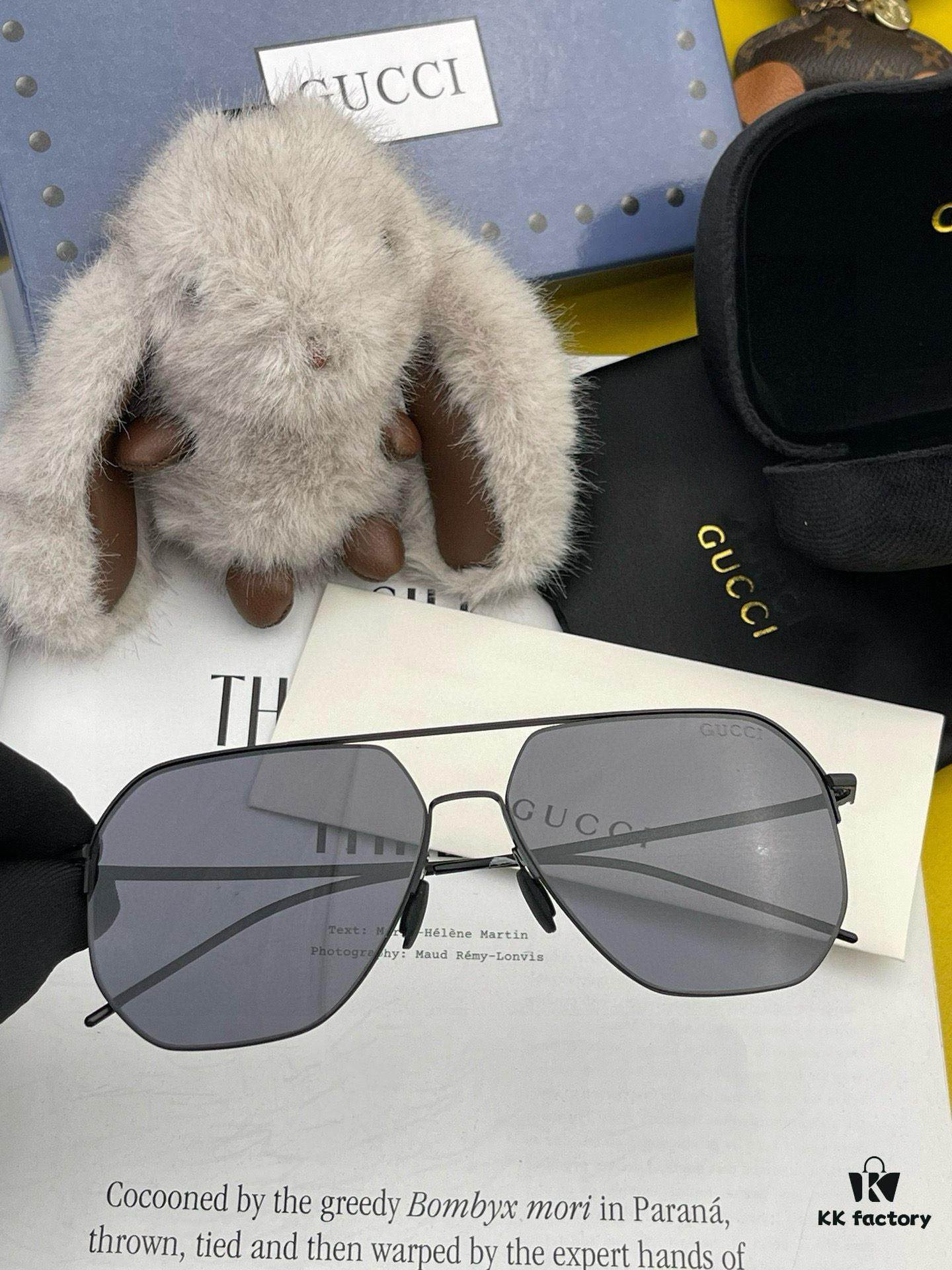 GUCCI Men's Colorful Pilot Polarized Sunglasses