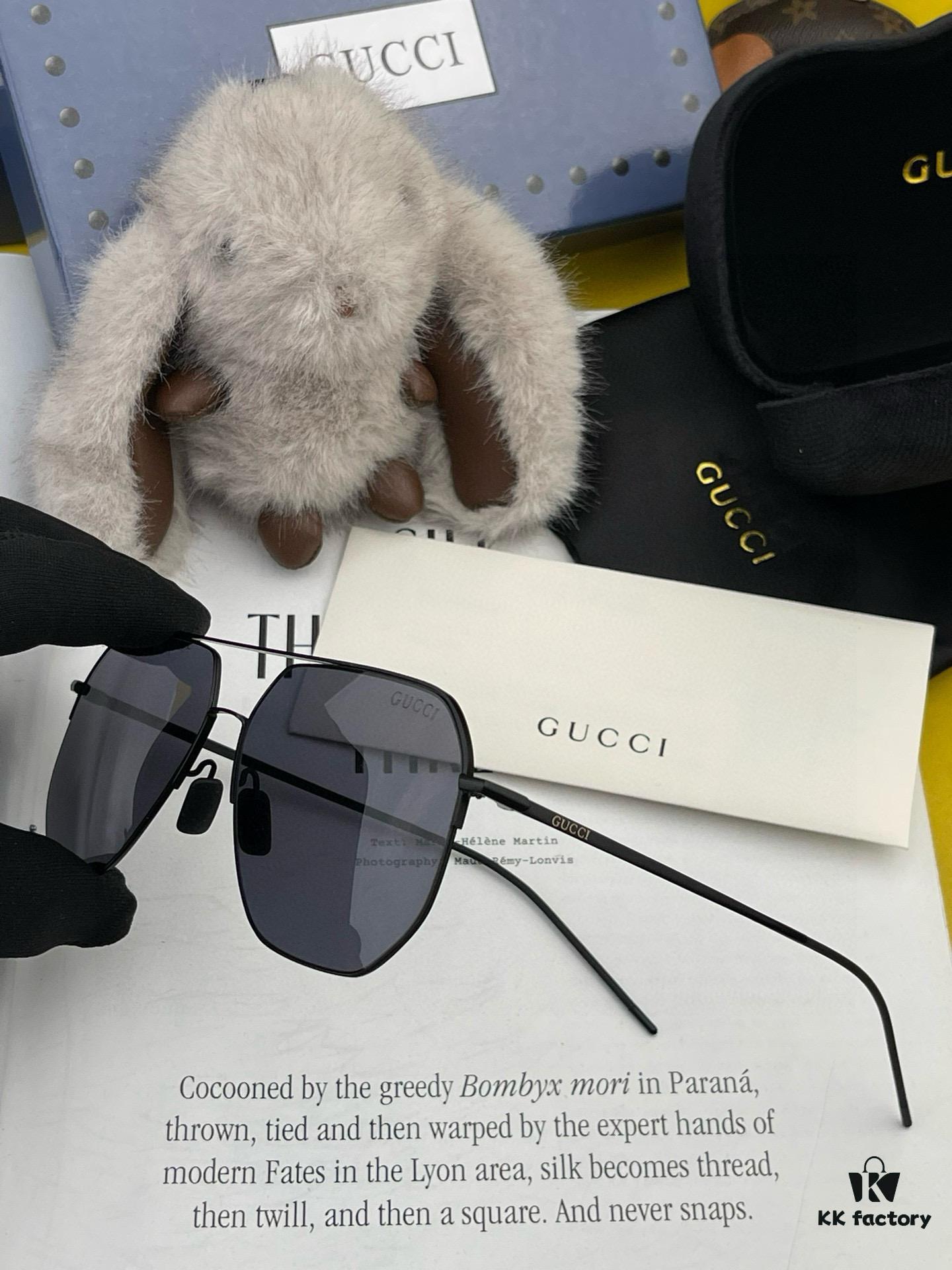 GUCCI Men's Colorful Pilot Polarized Sunglasses