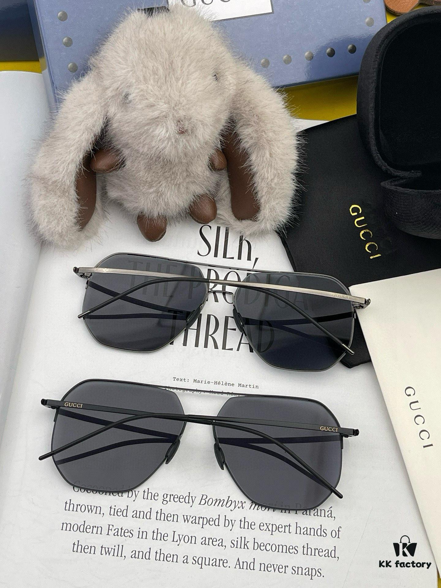 GUCCI Men's Colorful Pilot Polarized Sunglasses