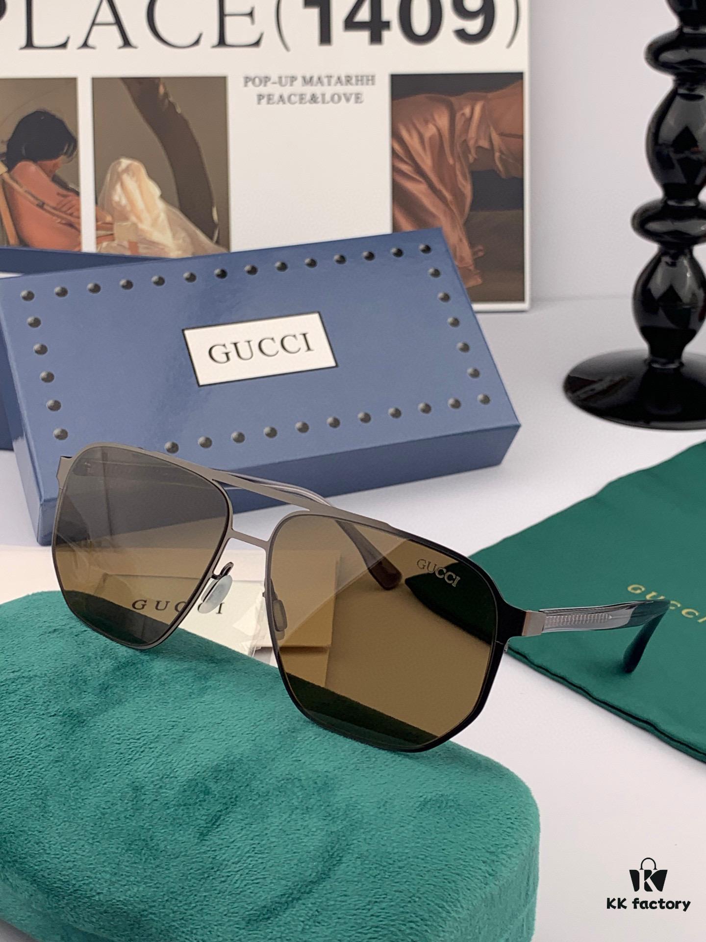GUCCI Men's Colorful Pilot Polarized Sunglasses