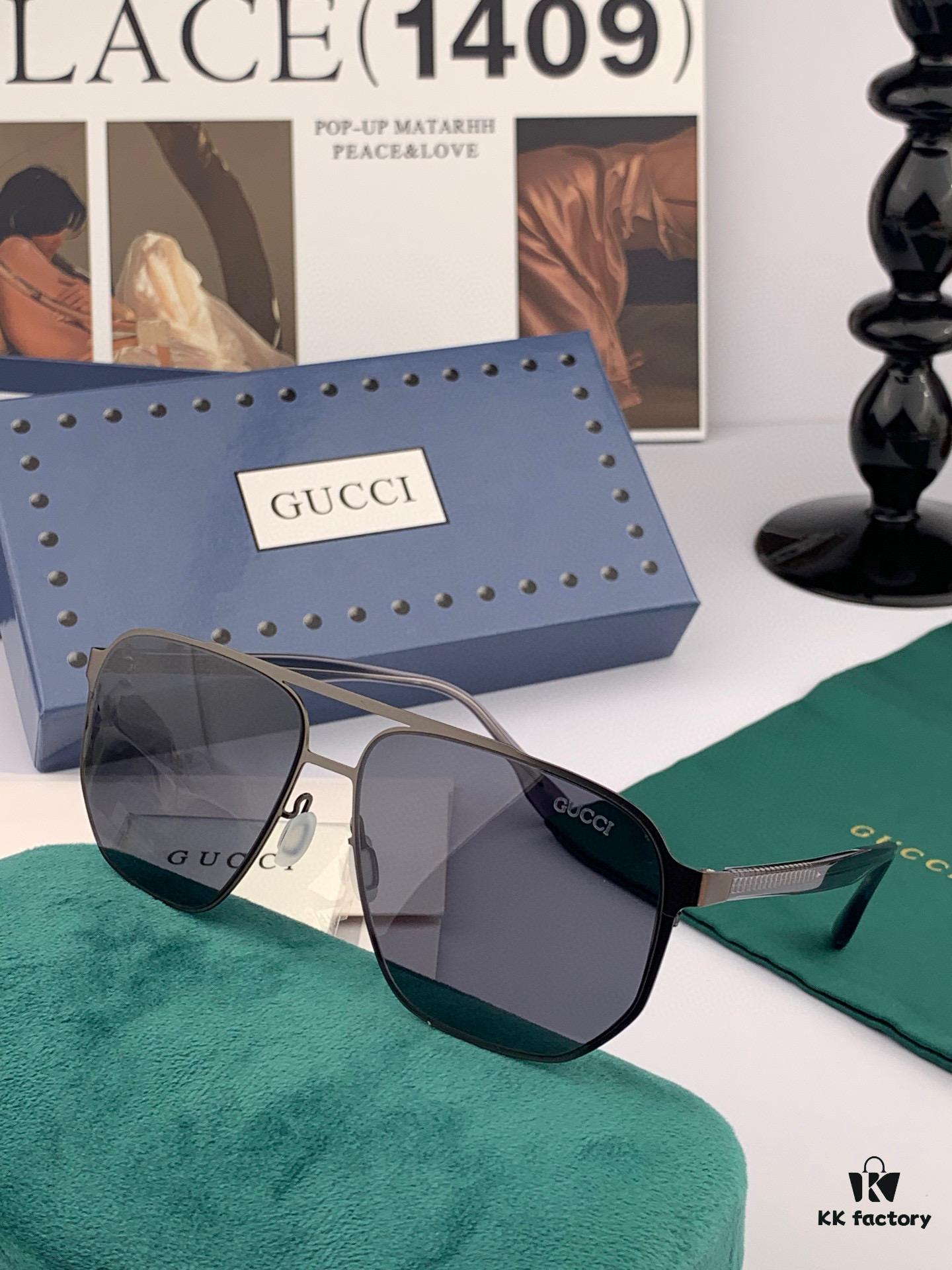 GUCCI Men's Colorful Pilot Polarized Sunglasses