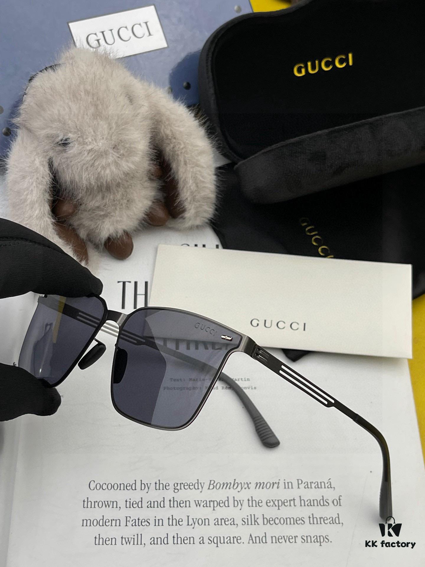 GUCCI Men's Colorful Pilot Polarized Sunglasses