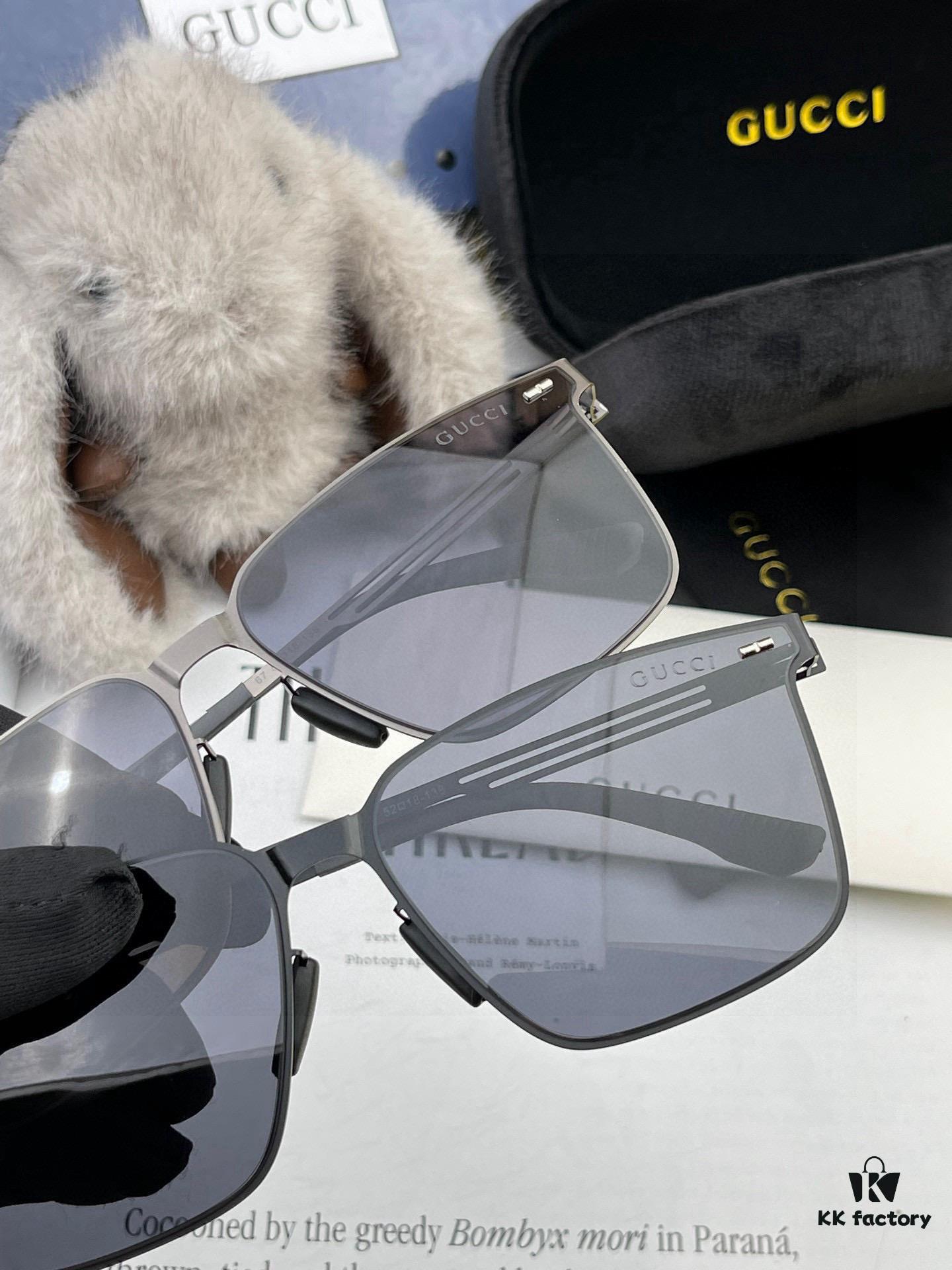 GUCCI Men's Colorful Pilot Polarized Sunglasses