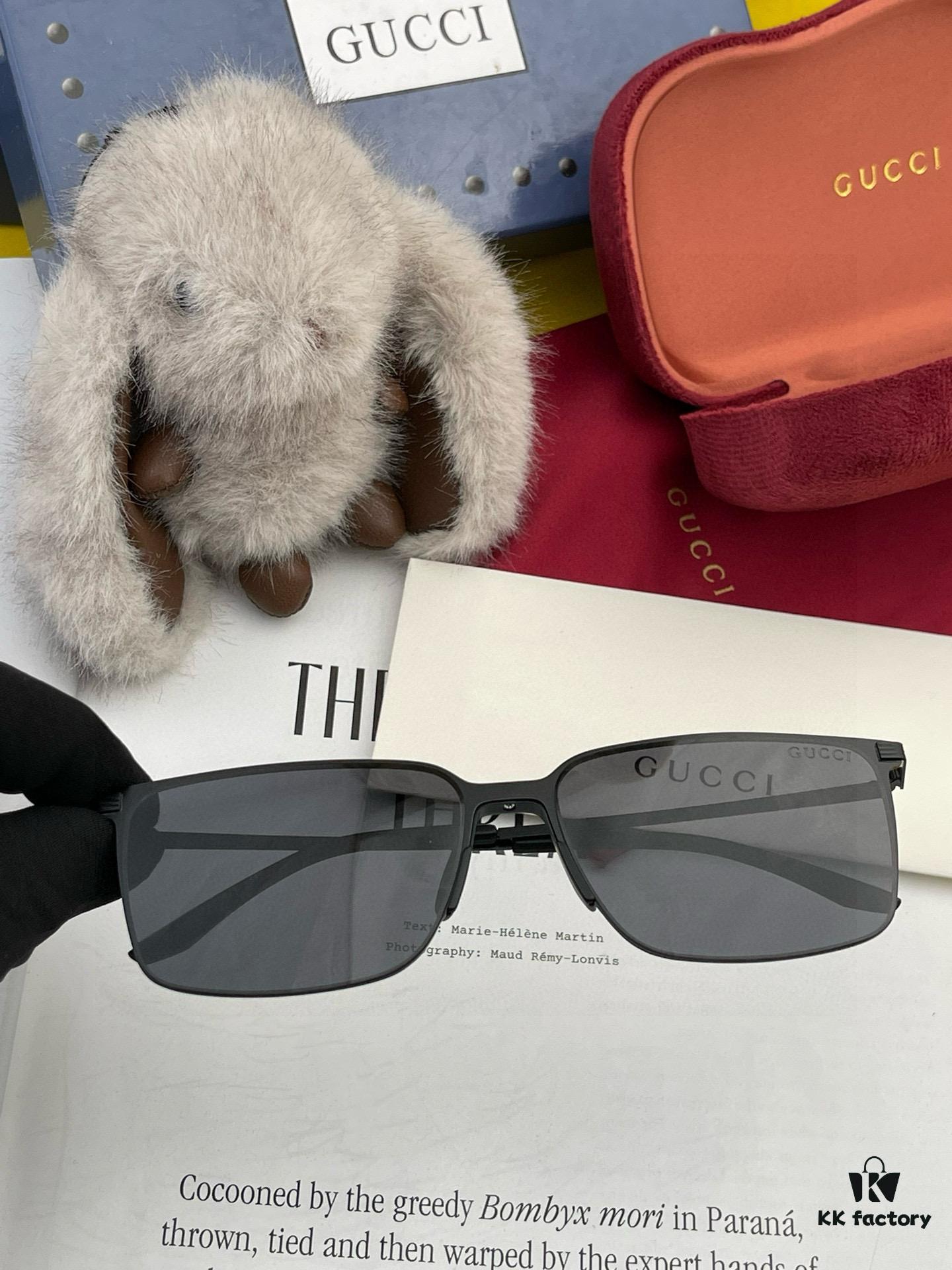 GUCCI Men's Colorful Pilot Polarized Sunglasses