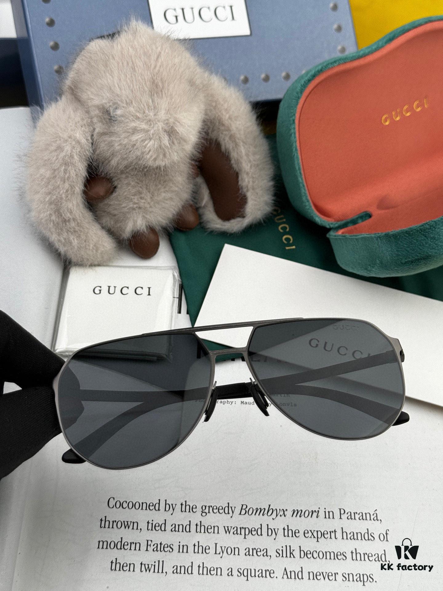 GUCCI Men's Colorful Pilot Polarized Sunglasses
