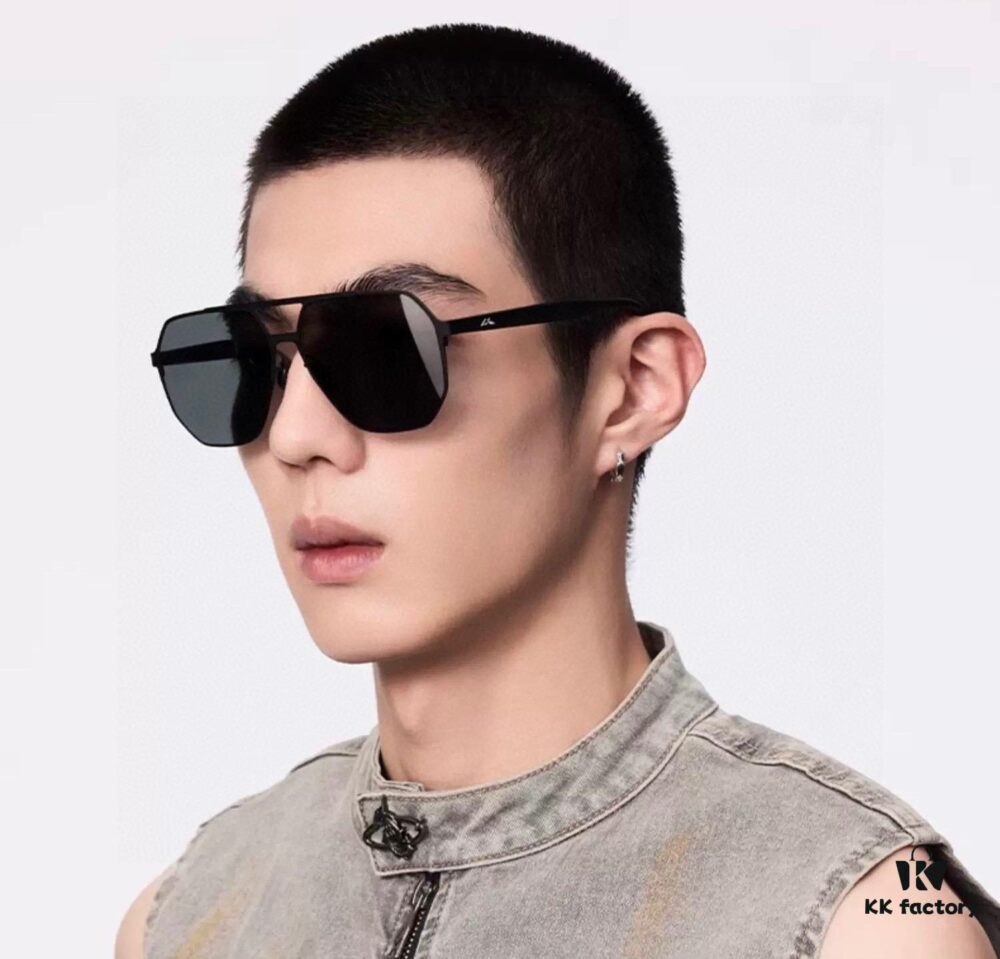 GUCCI Men's Colorful Pilot Polarized Sunglasses