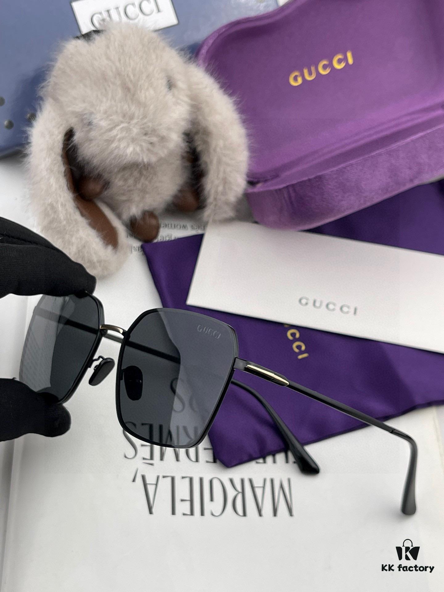 GUCCI Men's Colorful Pilot Polarized Sunglasses