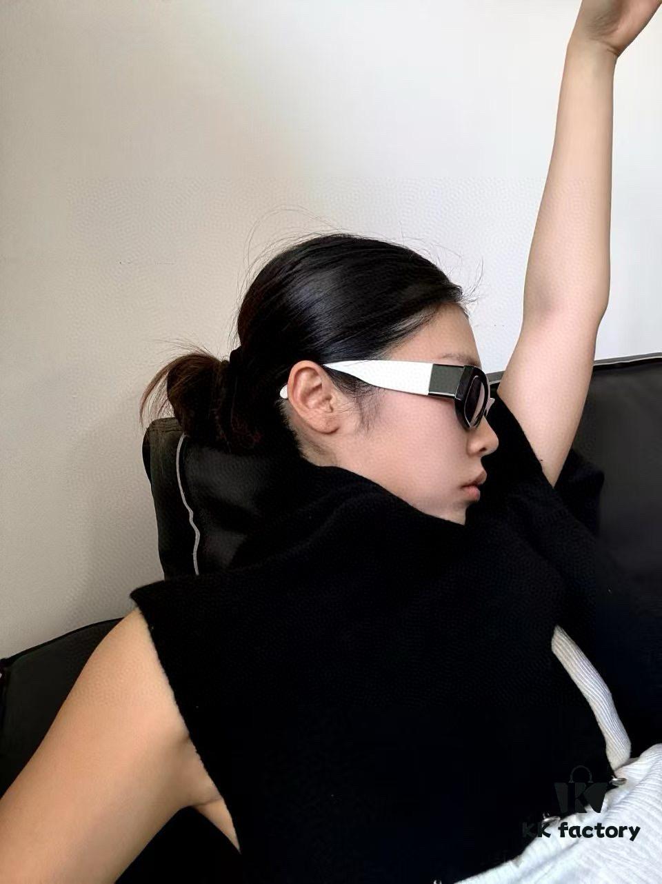 GUCCI 2025 Spring New One-Piece Sunglasses, Oversized Unisex Sun Glasses