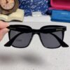 Gucci 2025 New Retro Sunglasses for Women, Large Square Frame, Slimming Design with Logo, UV Protection Unisex Sun Glasses