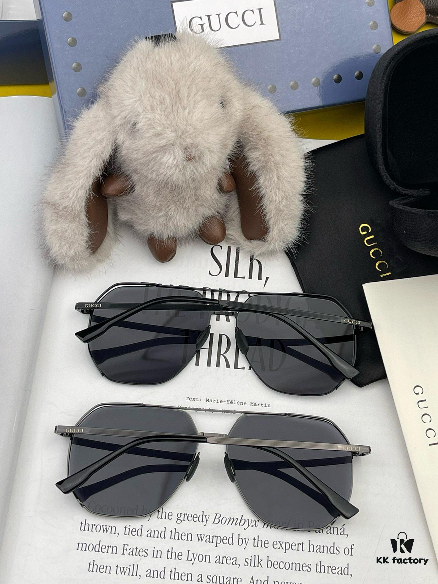 GUCCI Men's Colorful Aviator Polarized Sunglasses