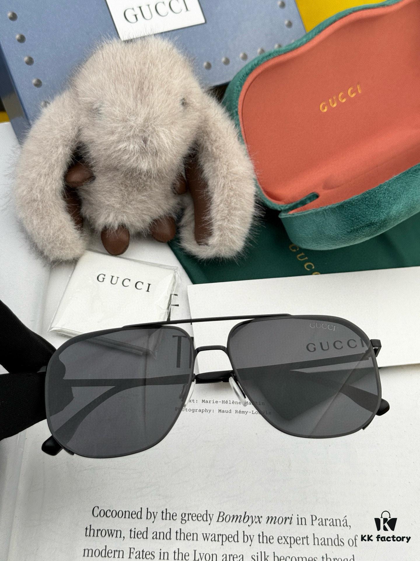 GUCCI Men's Colorful Pilot Polarized Sunglasses