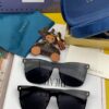 Gucci New Model One-Piece Driving Sunglasses, Must-Have Style for Travel, Worn by Numerous Celebrities, Unisex Aviator Sunglasses Model: G075