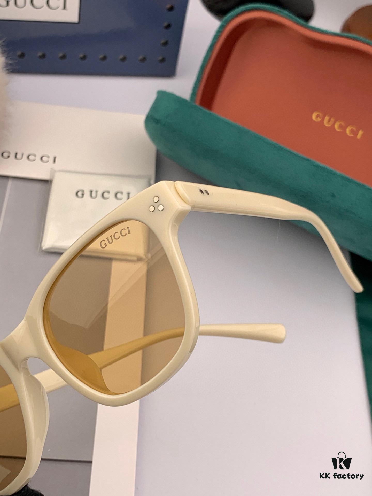 Gucci Classic Small Frame Design, Universal Fit for All Face Shapes, Stylish with Coats or Dresses, Nylon Polarized Lenses for UV Protection, Model: G35504 Sunglasses