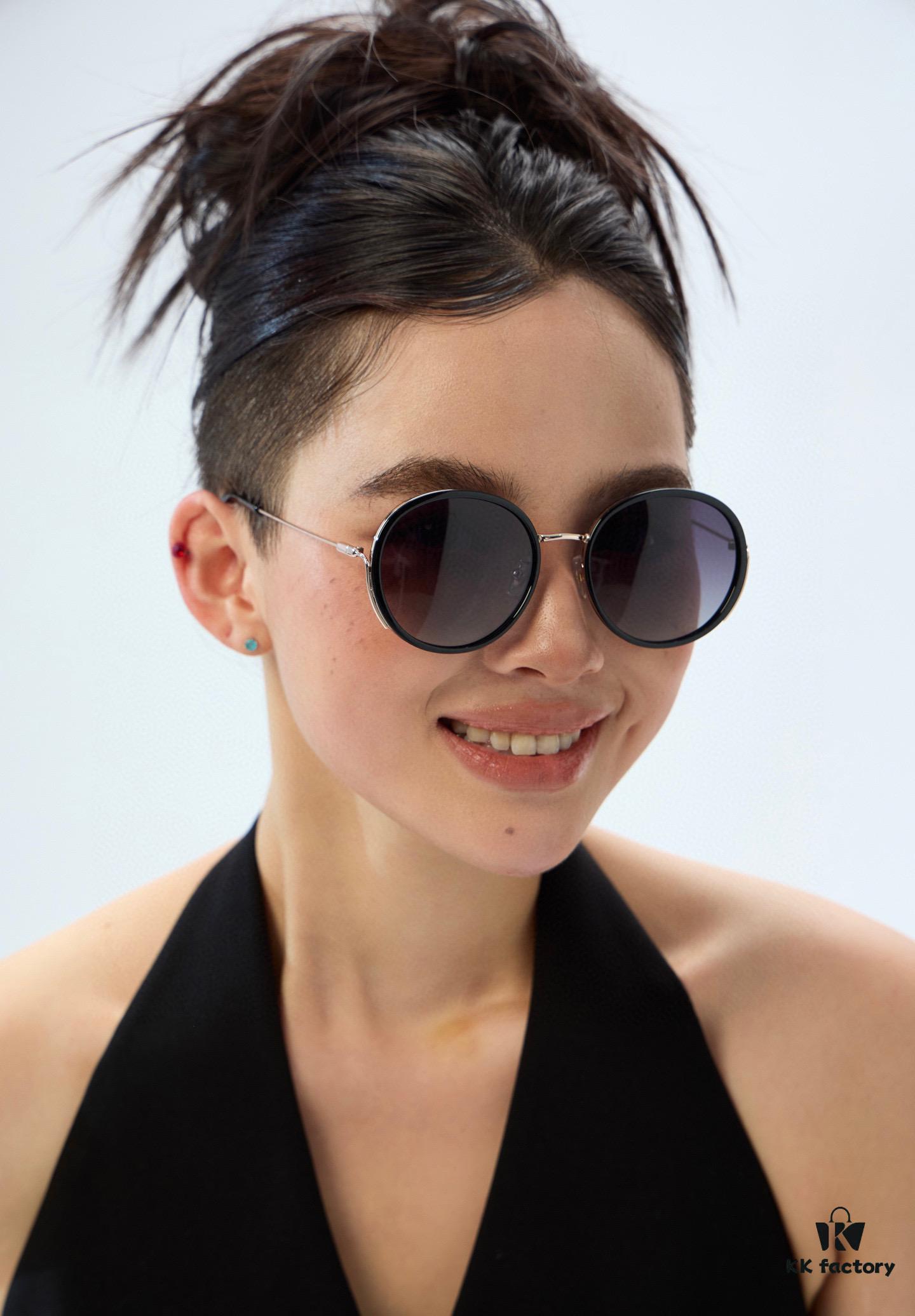 GUCCI - Polarized Sunglasses 2025 Spring New Arrival Trendy Fashion Round Frame Polarized Sunglasses High Quality Comfortable Fit Influencer Style Women's HD Polarized Sunglasses 🕶️ High-Quality TR Frame Model: G0640