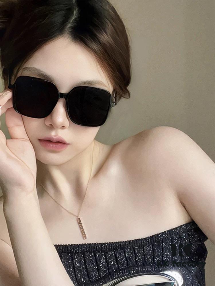 GUCCI GG Round Frame Sunglasses, Perfect Quality, Unique Design, Unisex Style for All Face Shapes, Fashionable and Versatile, Couples' Sunglasses