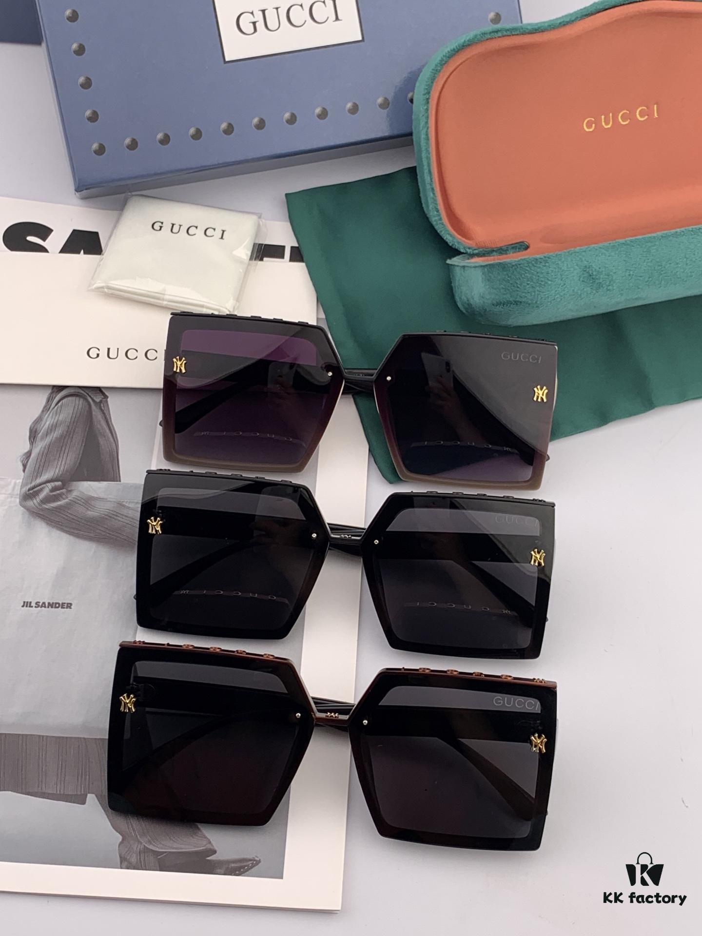 Gucci Collaborative Limited Edition Classic Square Frame Design, Flattering on All Face Shapes, Perfectly Matches Coats or Dresses, Exudes Elegance with Polarized UV-Protective Lenses, Model: G50195 Sunglasses