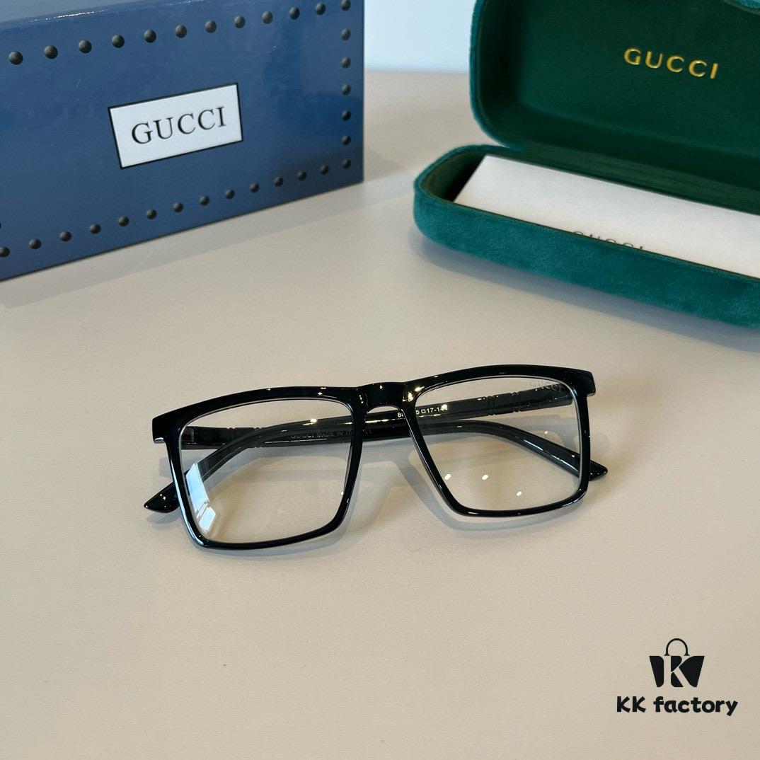 Gucci New Arrival Sunglasses, Polarized Unisex Shades with Bola Lenses, Stylish and Flattering for All Face Shapes