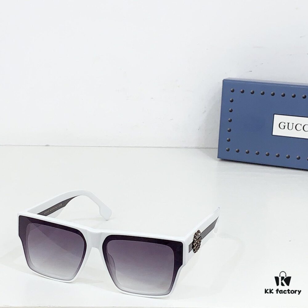 GUCCI GG1640 Sunglasses, Size 54□19 143