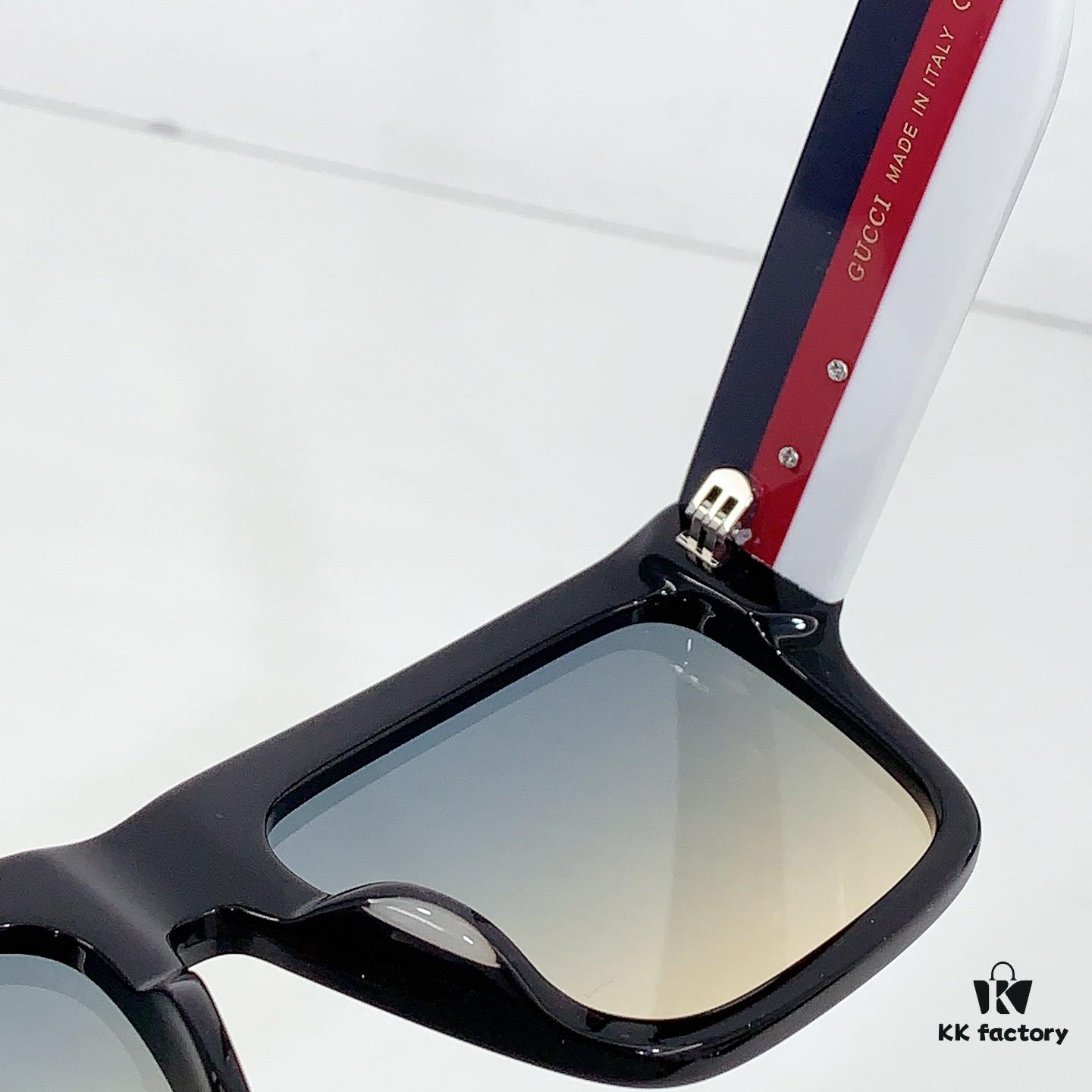 GUCCI GG1640 Sunglasses, Size 54□19 143