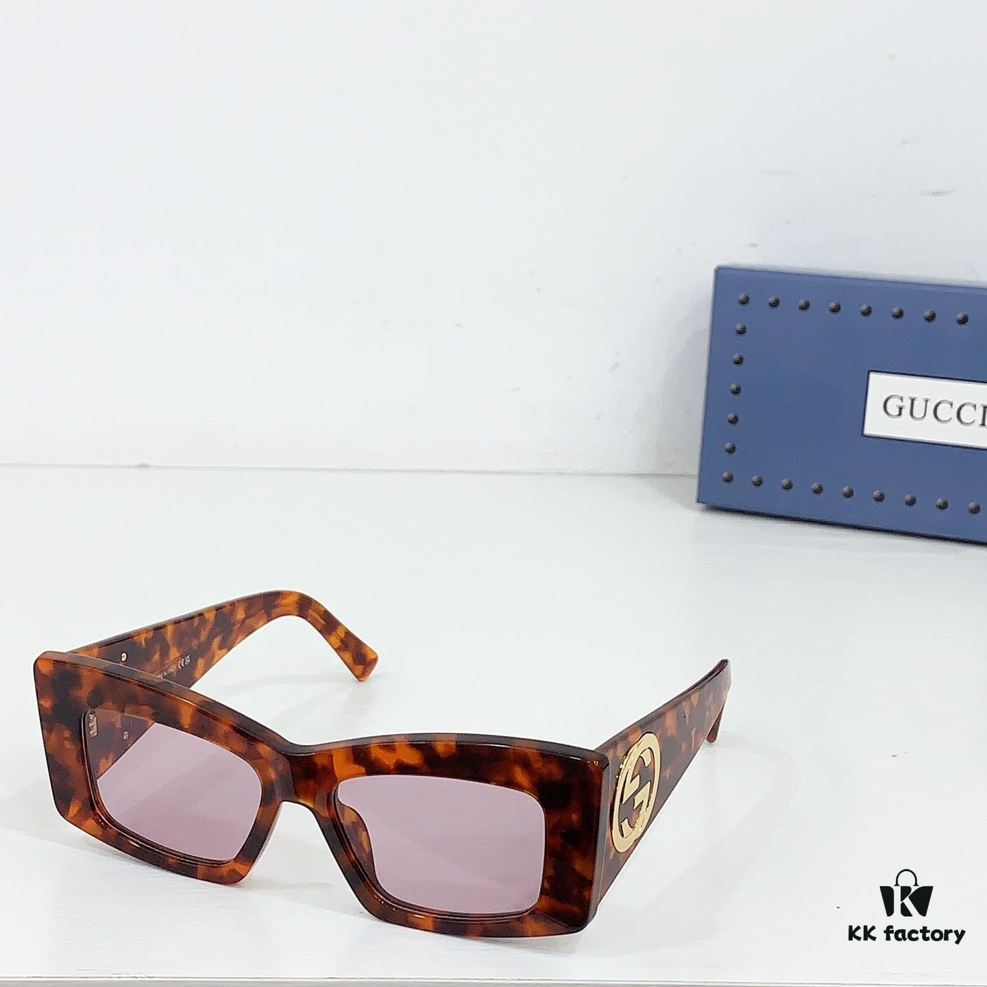 135 Gucci Square-Frame Sunglasses
