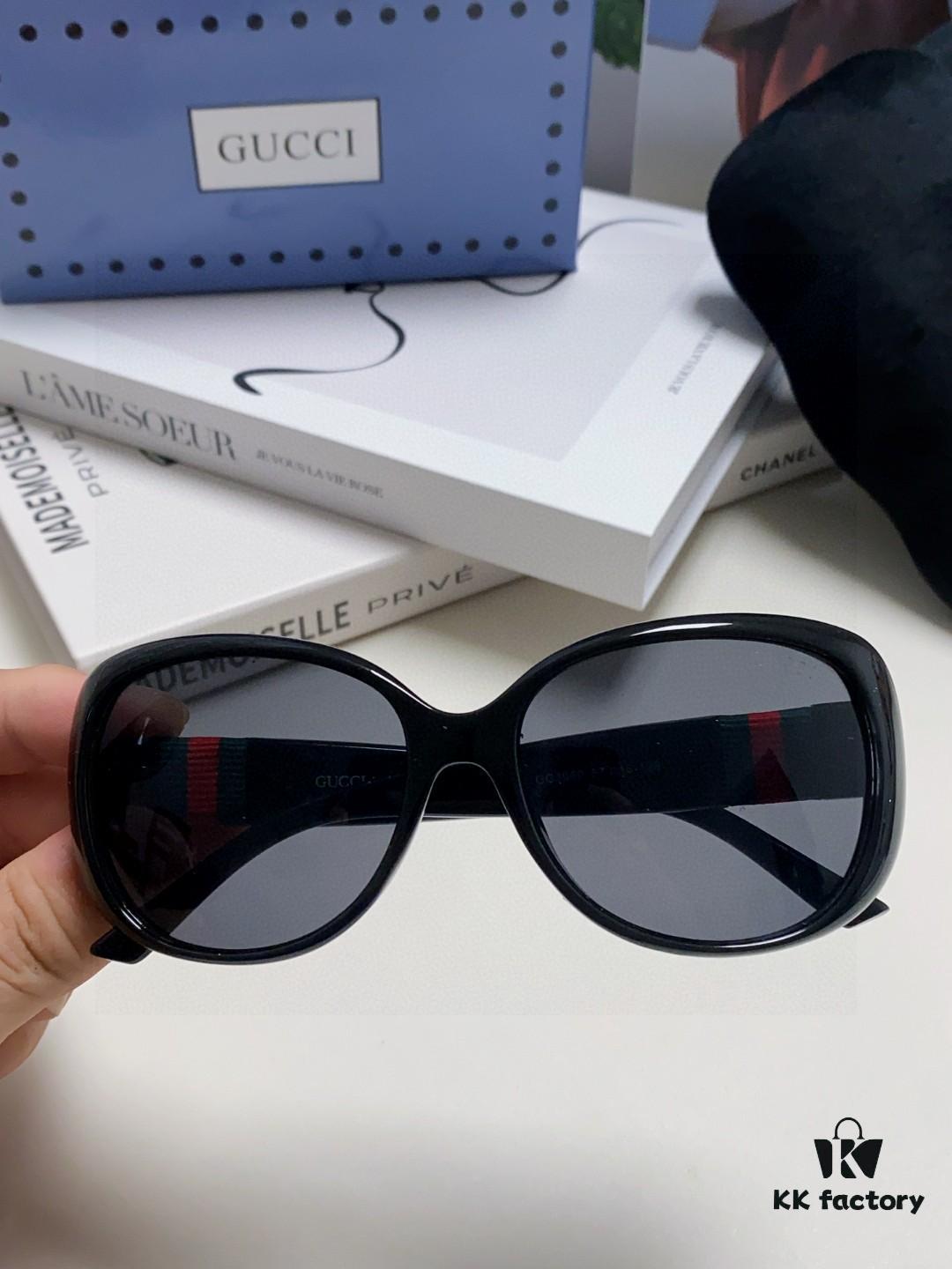 Gucci 2025 New Retro Thick-Rimmed Sunglasses for Women, Stylish Red and White Woven Band Classic Sun Glasses with UV Protection, Fashionable Eyewear for Long Faces