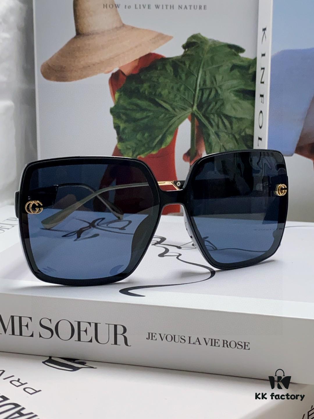 Gucci New Large-Frame Sunglasses for Women, Slimming Fashionable UV-Protective Square Sunglasses, Street-Style Vacation Eyewear