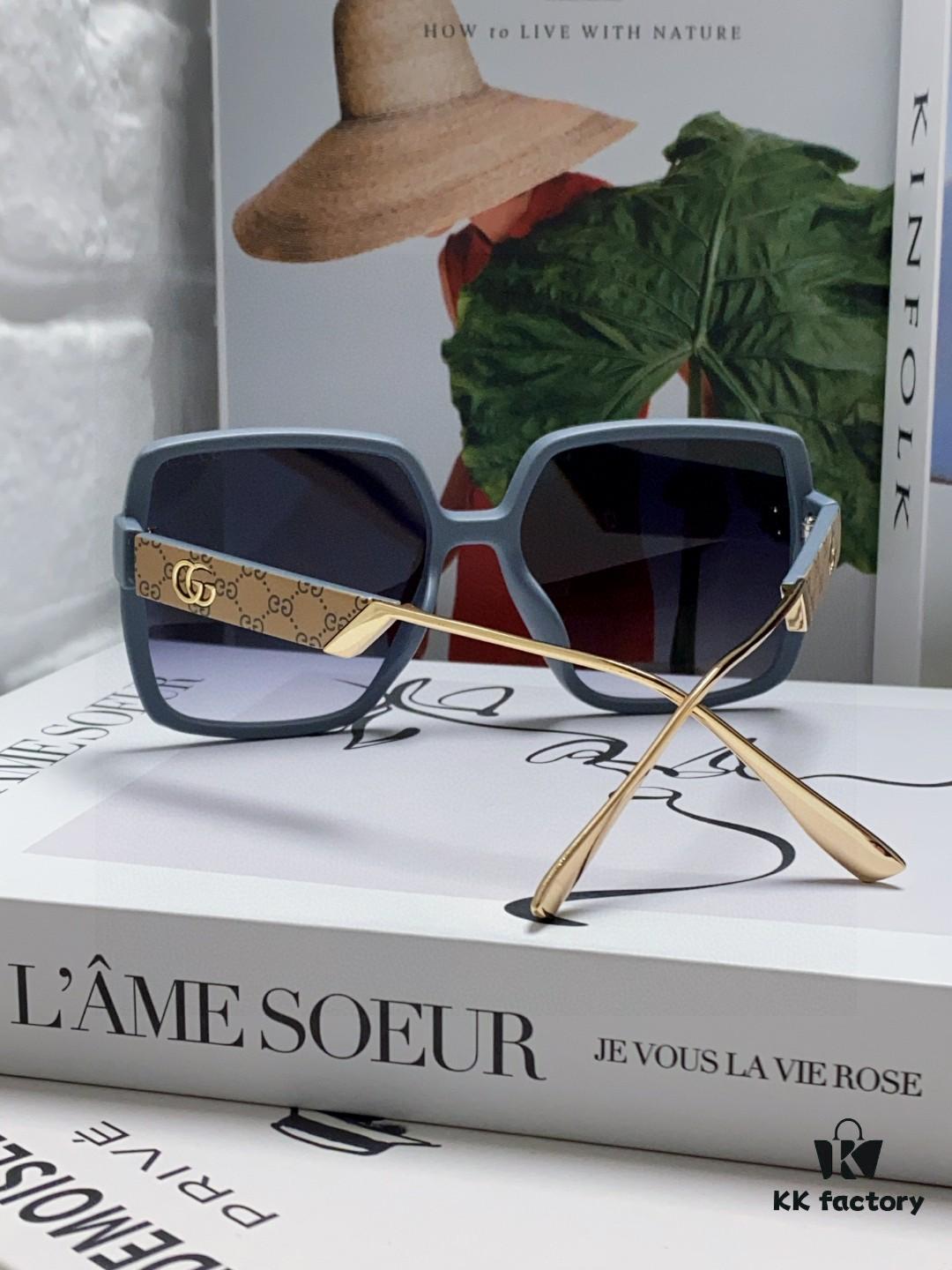 Gucci New Large-Frame Sunglasses for Women, Slimming Fashionable UV-Protective Square Sunglasses, Street Snap and Vacation Eyewear