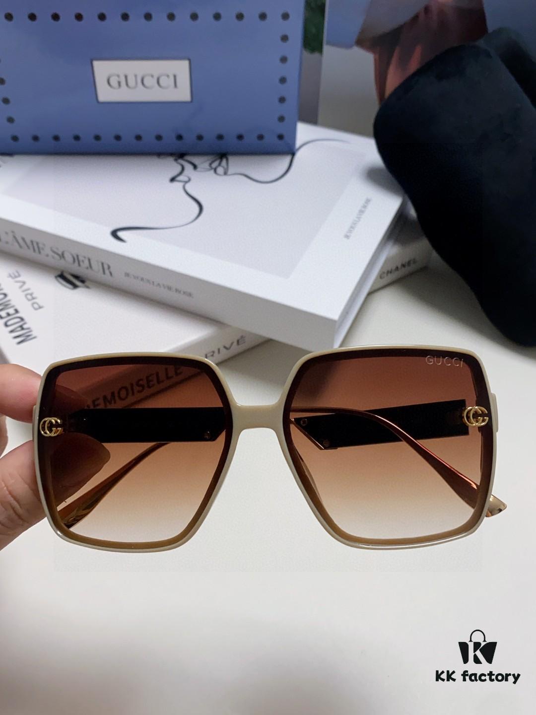 Gucci New Large-Frame Sunglasses for Women, Slimming Fashionable UV-Protection Square Sunglasses, Streetwear Style Vacation Eyewear