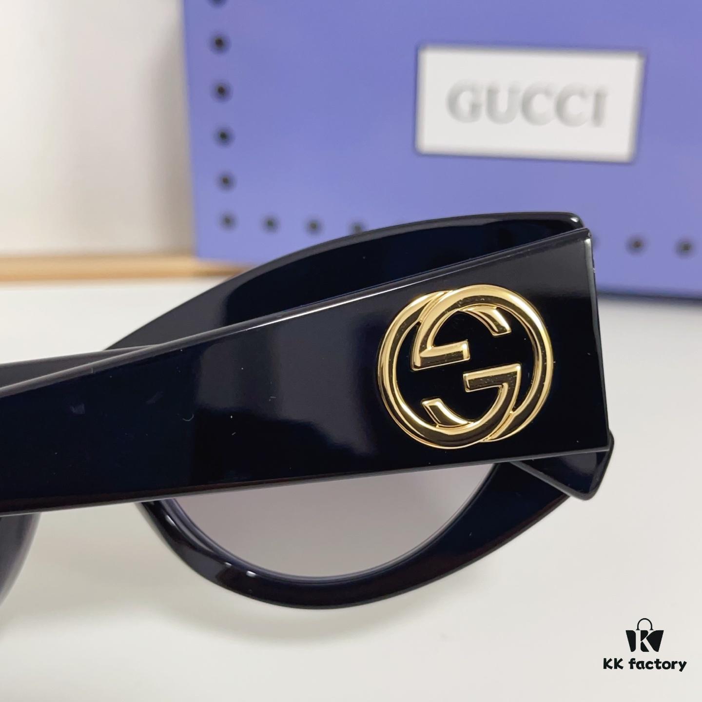 135 GUCCI GG1843S Cruise 25 Sunglasses, Cat-Eye Frame with Interlocking G Detail, Size 53-20-140