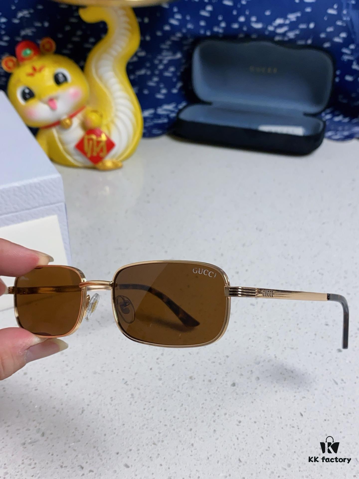 Gucci 2025 New Unisex Cat-Eye Sunglasses, Stylish Plastic and Metal Fashion Sunglasses GG1457S