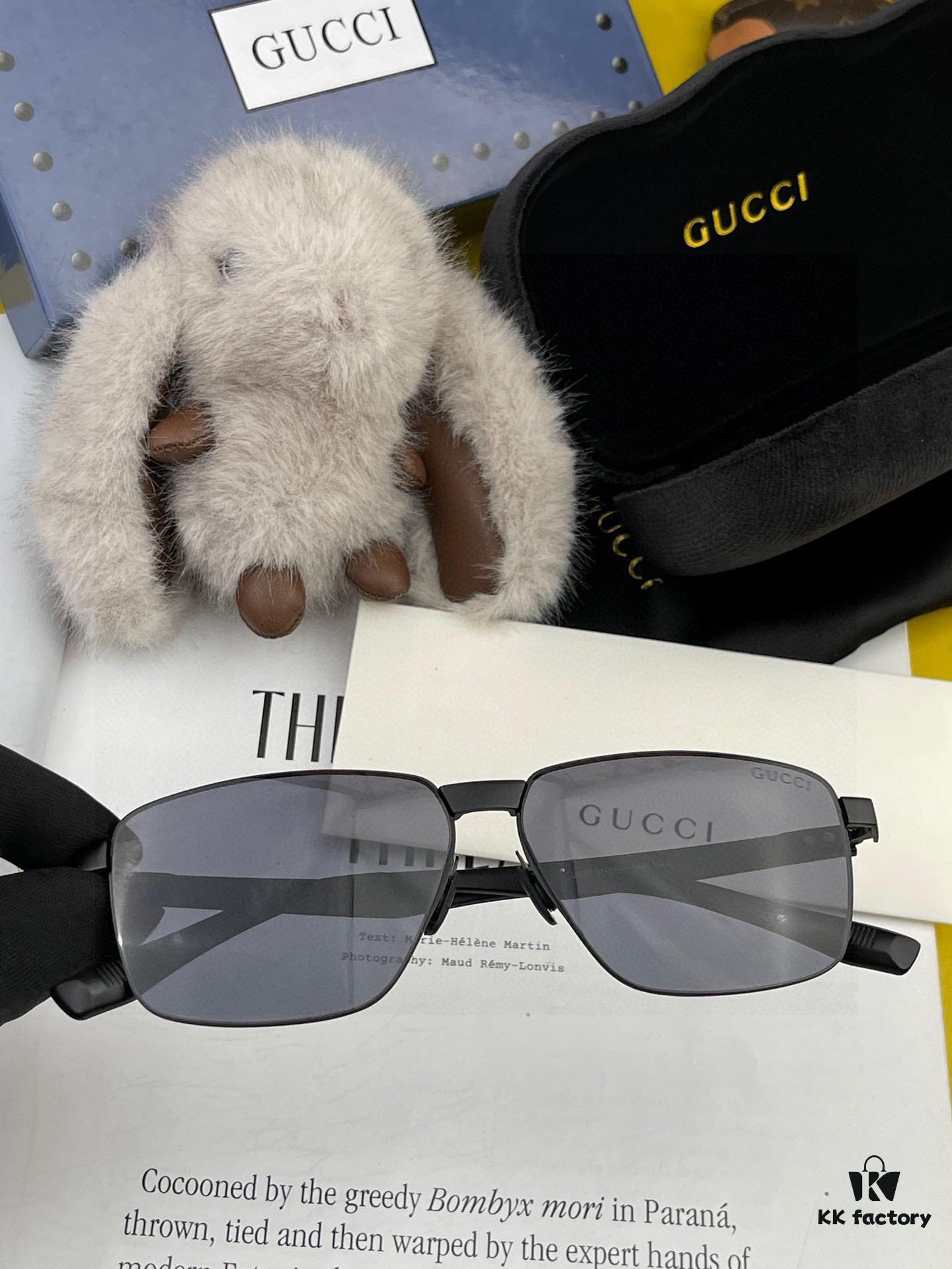 GUCCI Men's Colorful Pilot Polarized Sunglasses