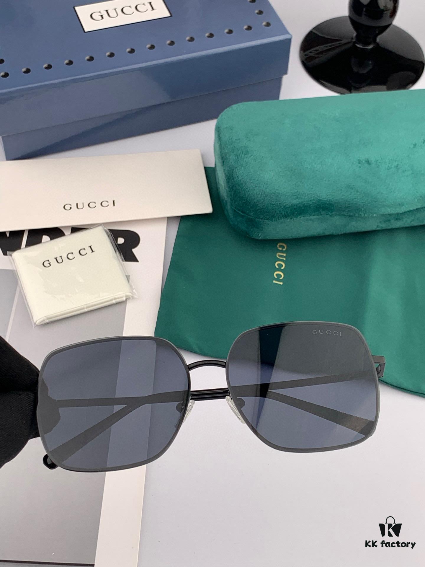 GUCCI Men's Colorful Pilot Polarized Sunglasses
