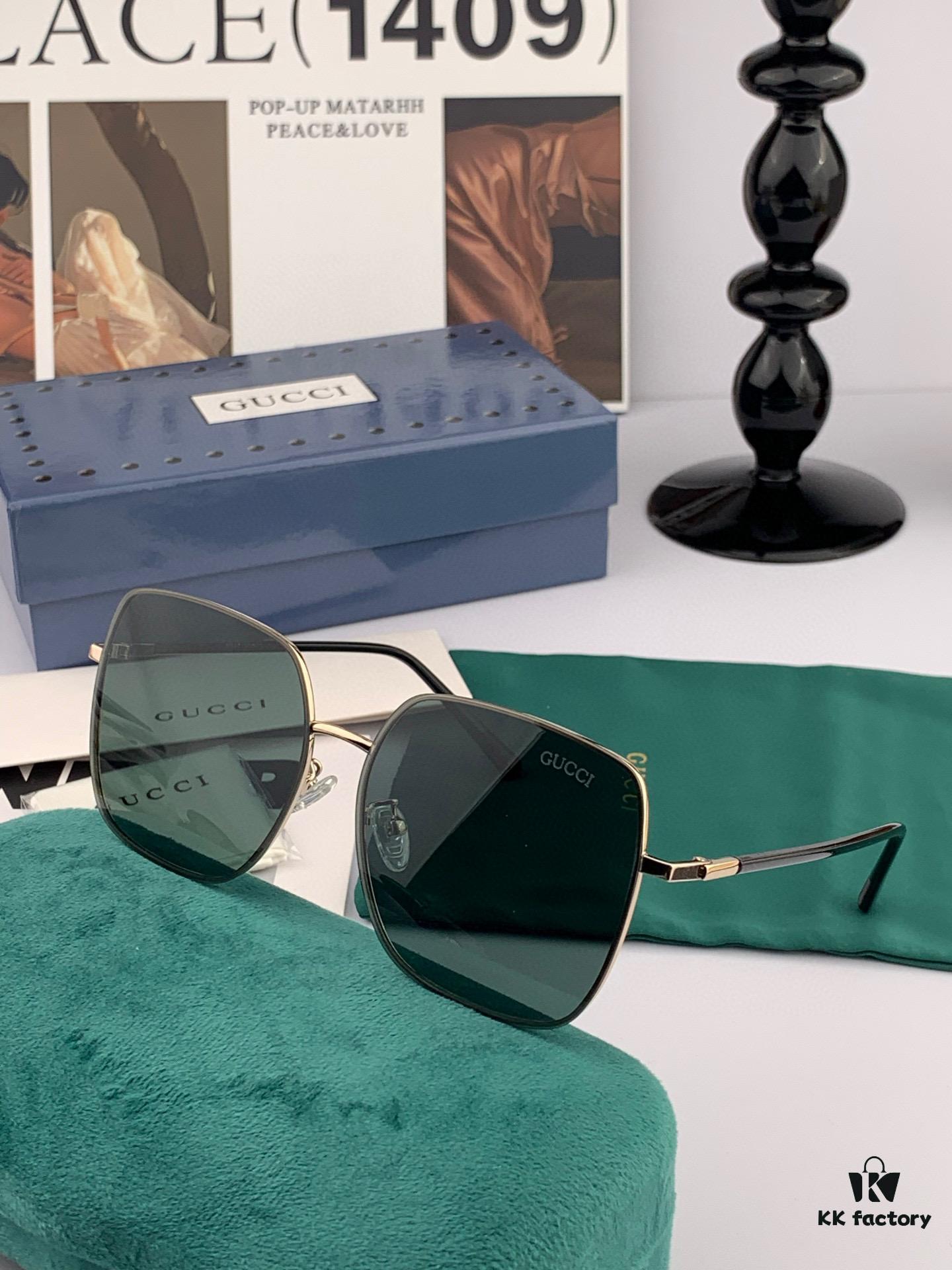 GUCCI Men's Colorful Pilot Polarized Sunglasses