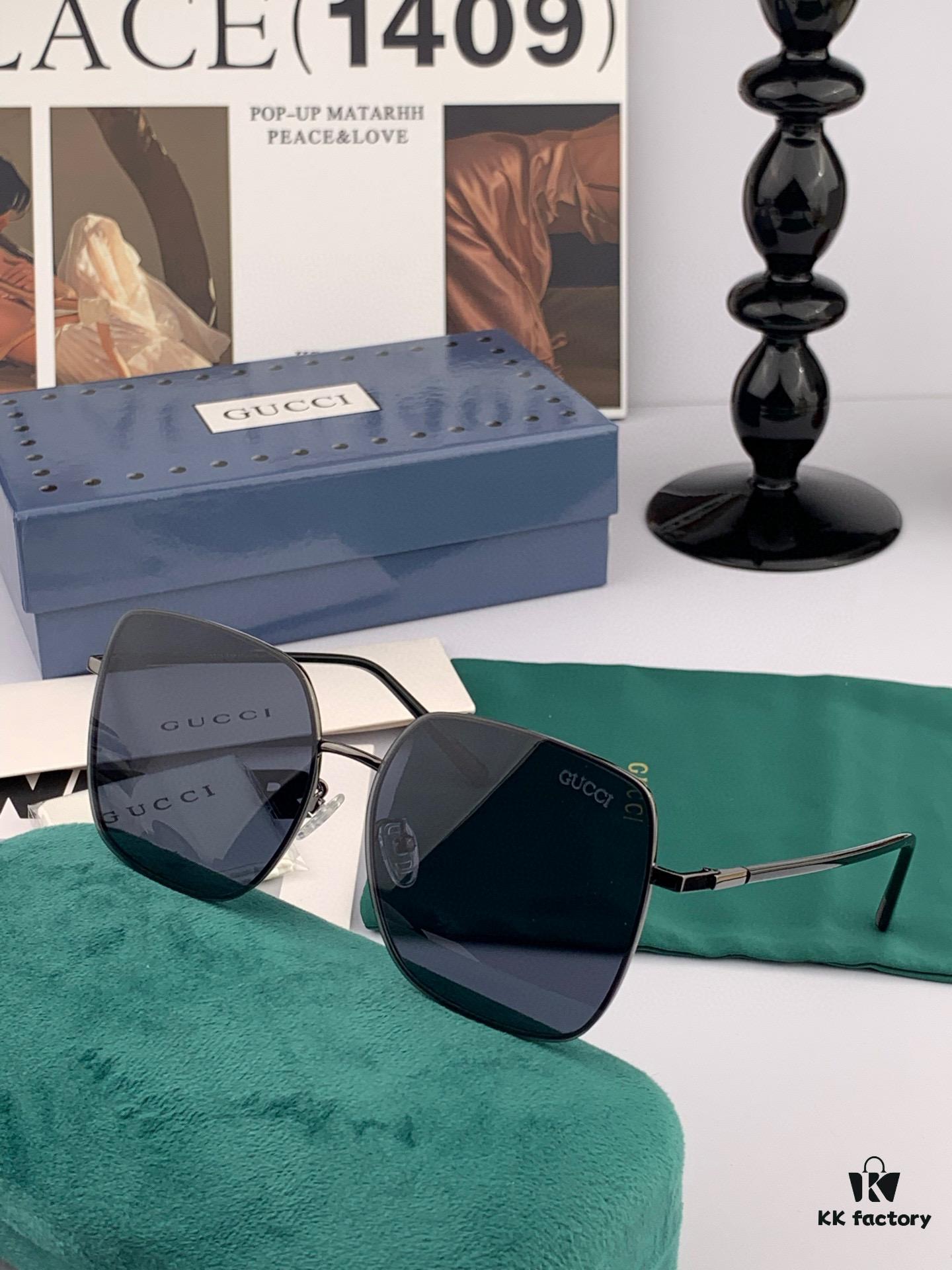 GUCCI Men's Colorful Pilot Polarized Sunglasses