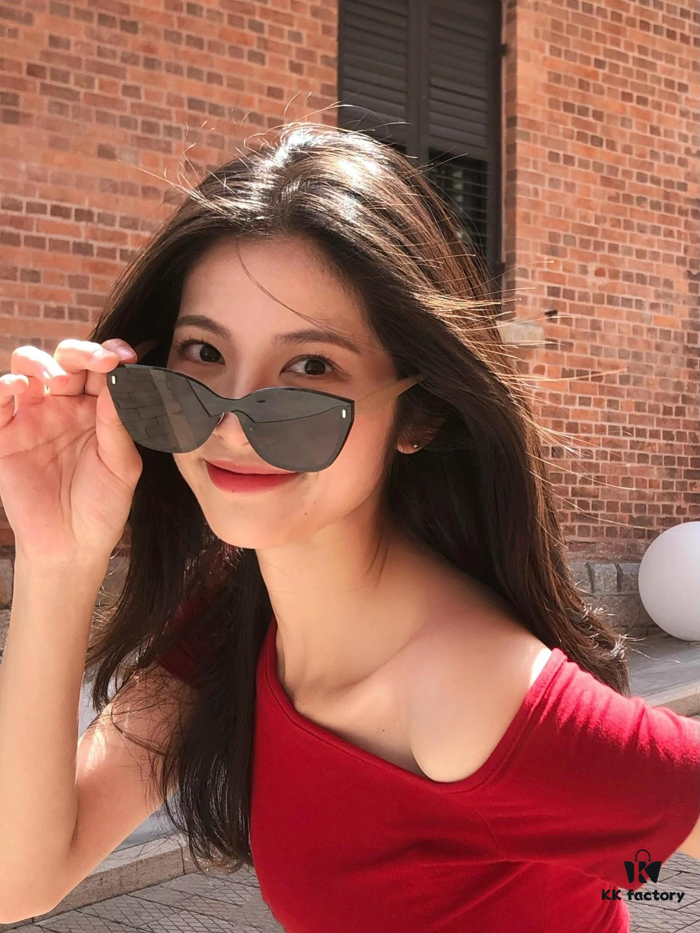 GUCCI New One-Piece Nylon Polarized Sunglasses, Stylish Square-Framed Unisex Sun Glasses for Couples, Comfortable Fit, Trendy Influencer Style, Flattering on Both Oval and Round Faces