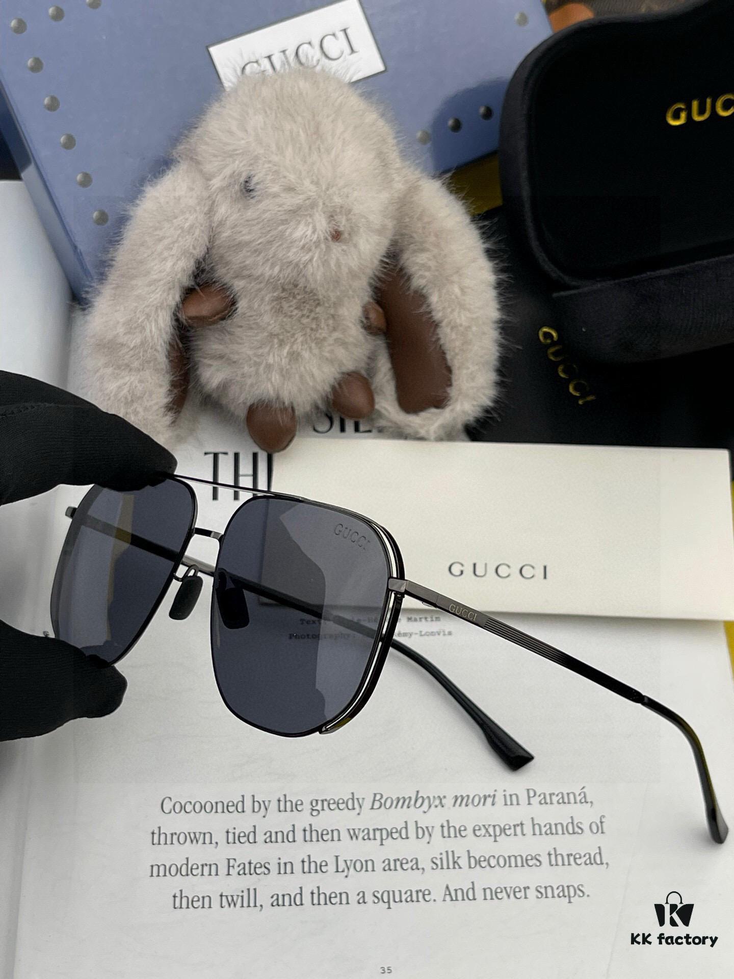 GUCCI Men's Colorful Pilot Polarized Sunglasses