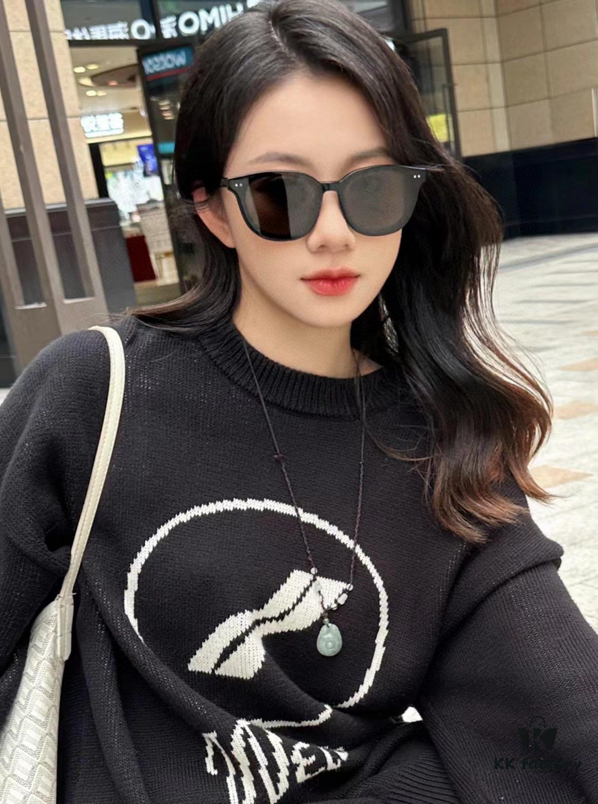 GUCCI 2025 Spring New One-Piece Sunglasses, Oversized Unisex Nylon Frame Shades