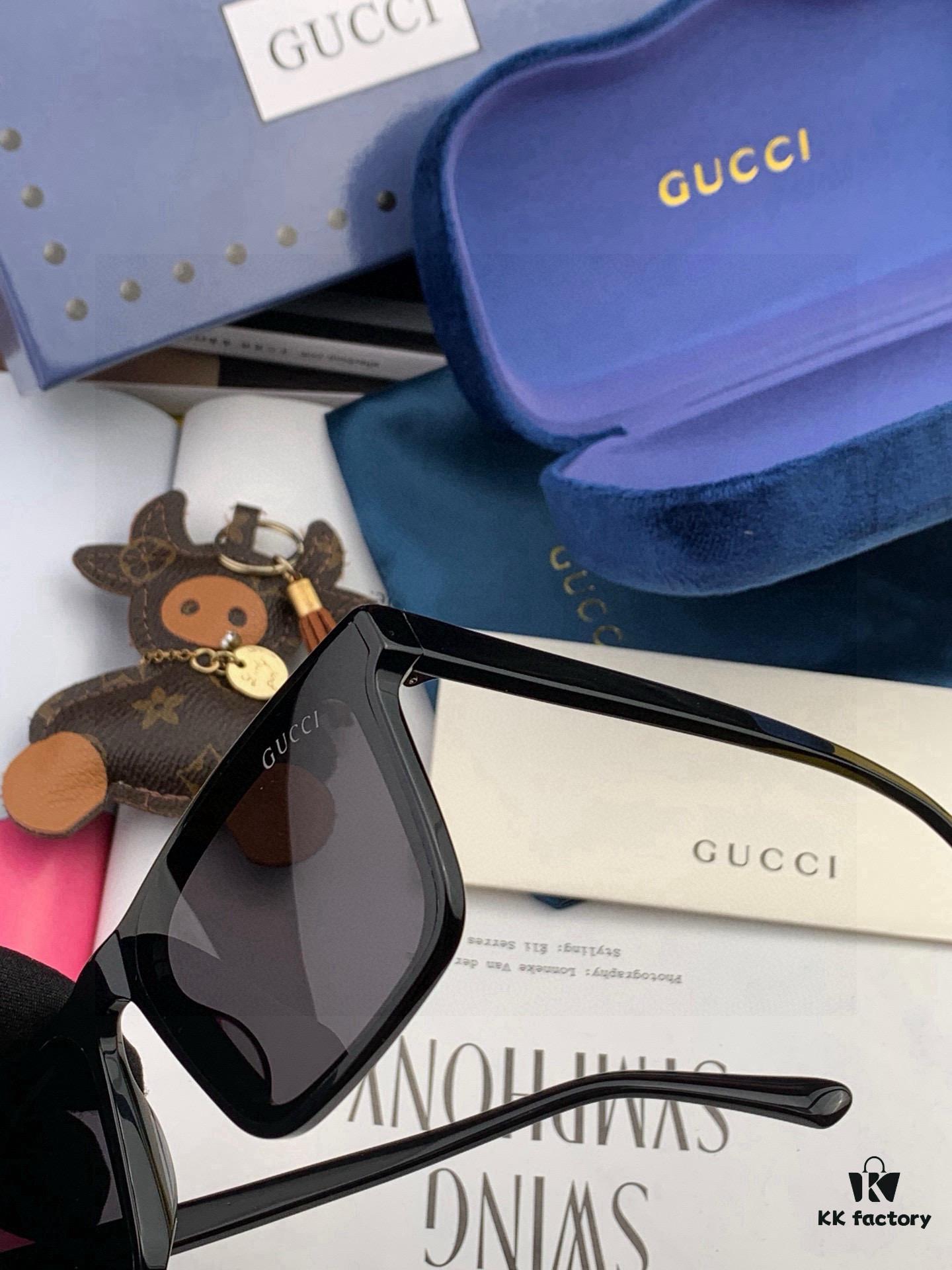 GUCCI 2025 New Spring Unisex Oversized One-Piece Sunglasses