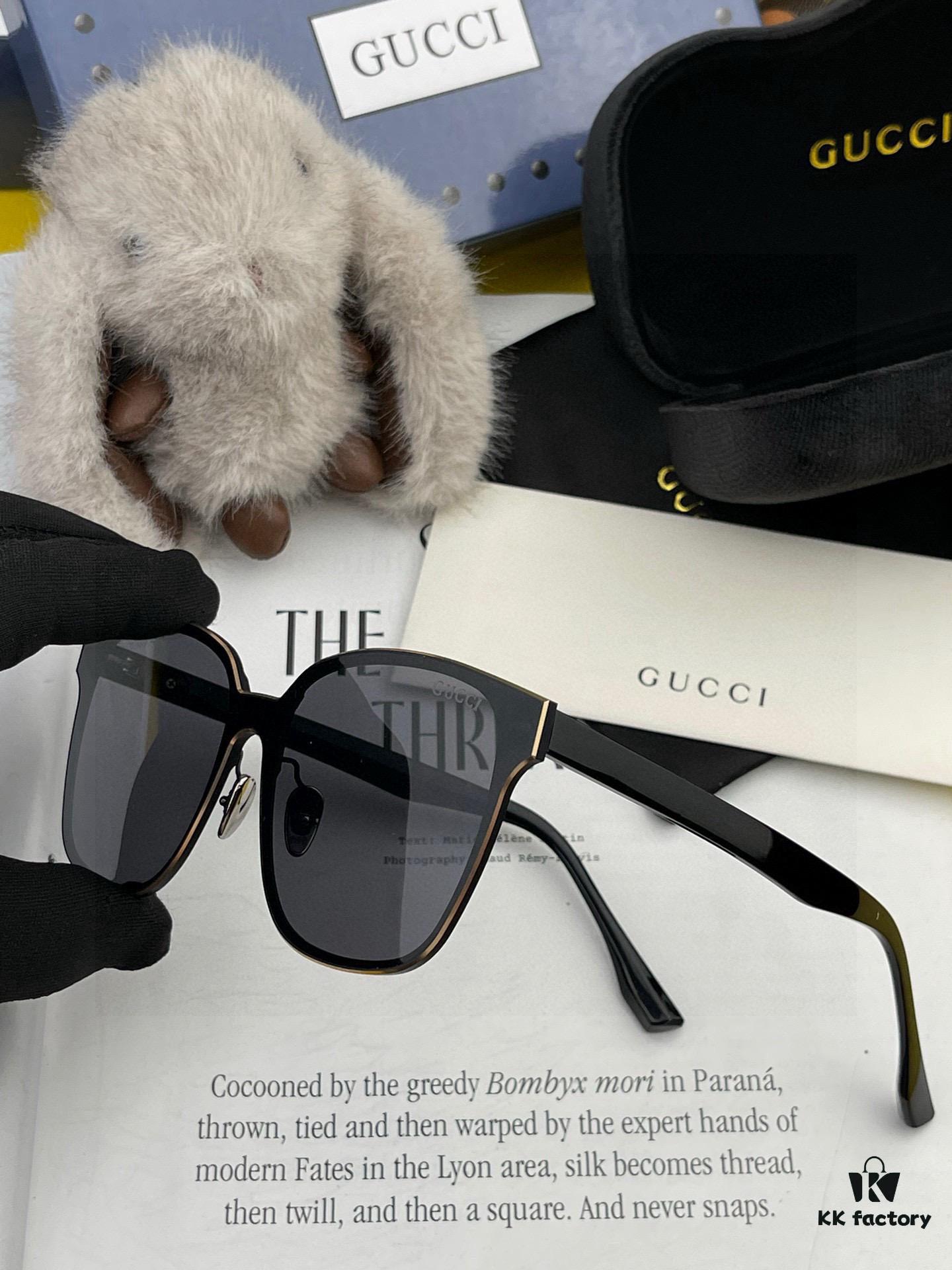 GUCCI 2025 New Spring Unisex Oversized One-Piece Sunglasses G380