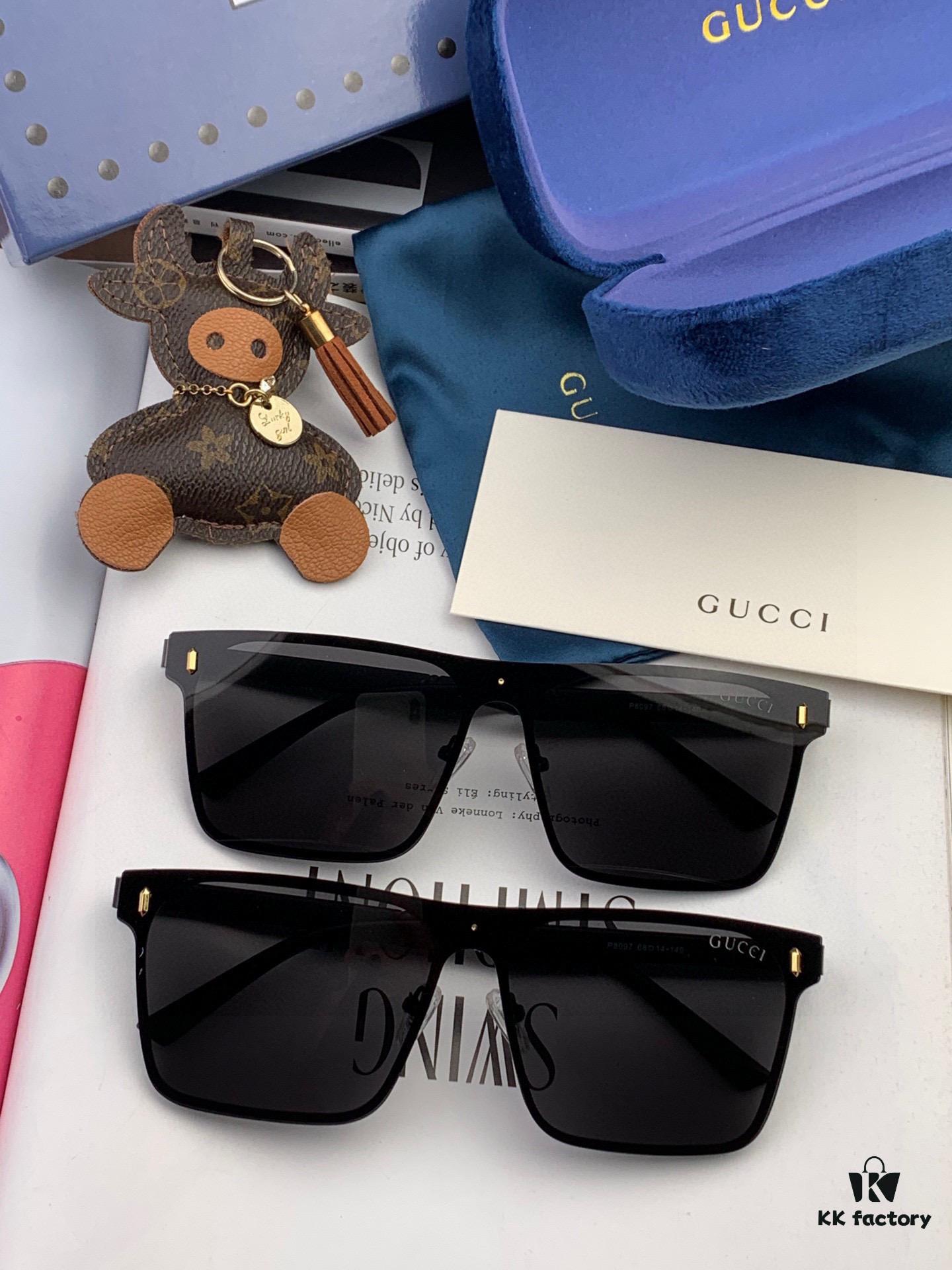 Gucci New Model One-Piece Driving Sunglasses, Must-Have Style for Travel, Popular Among Multiple Celebrities, Unisex Aviator Sunglasses Model: G7809