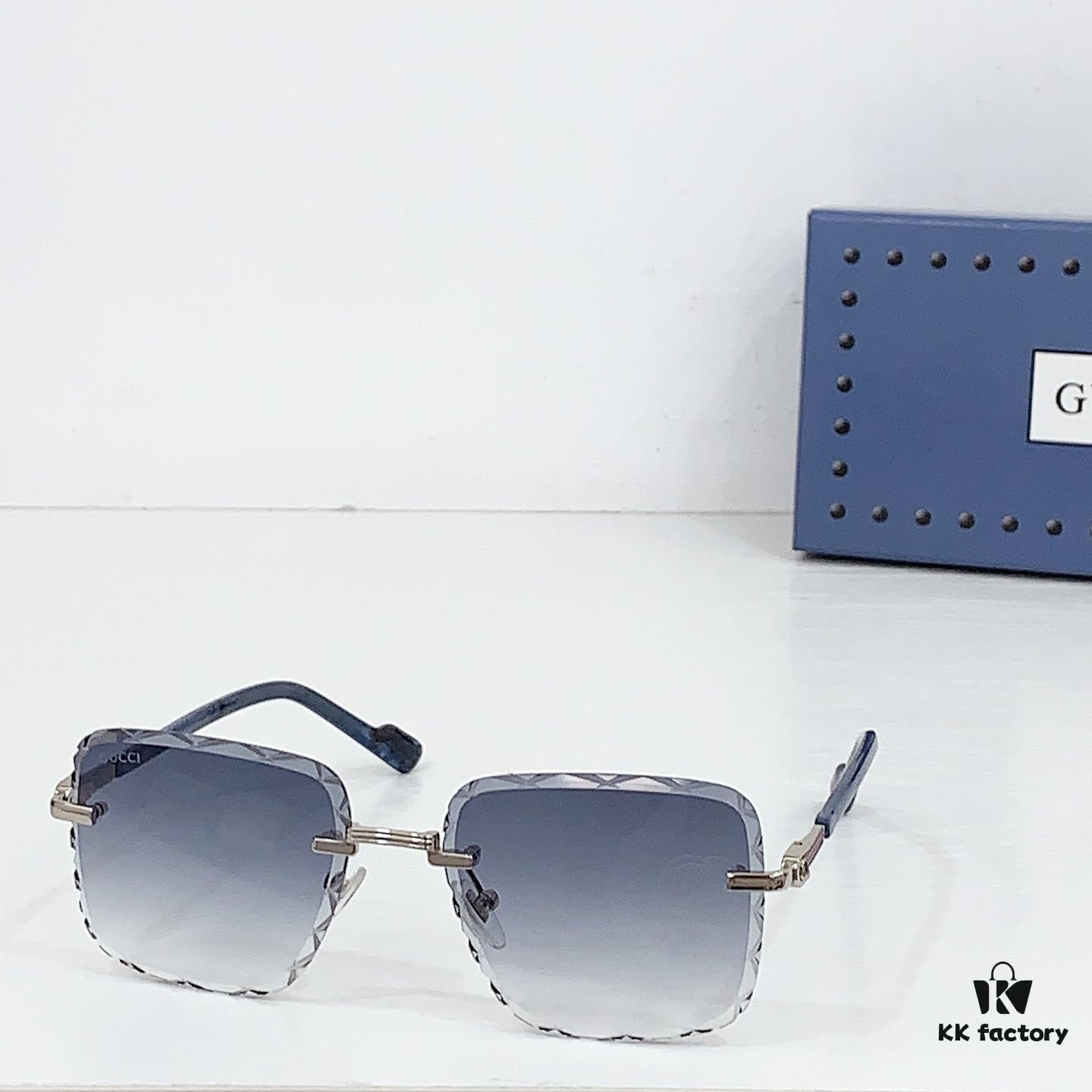135 GUCCI GG1610 Sunglasses