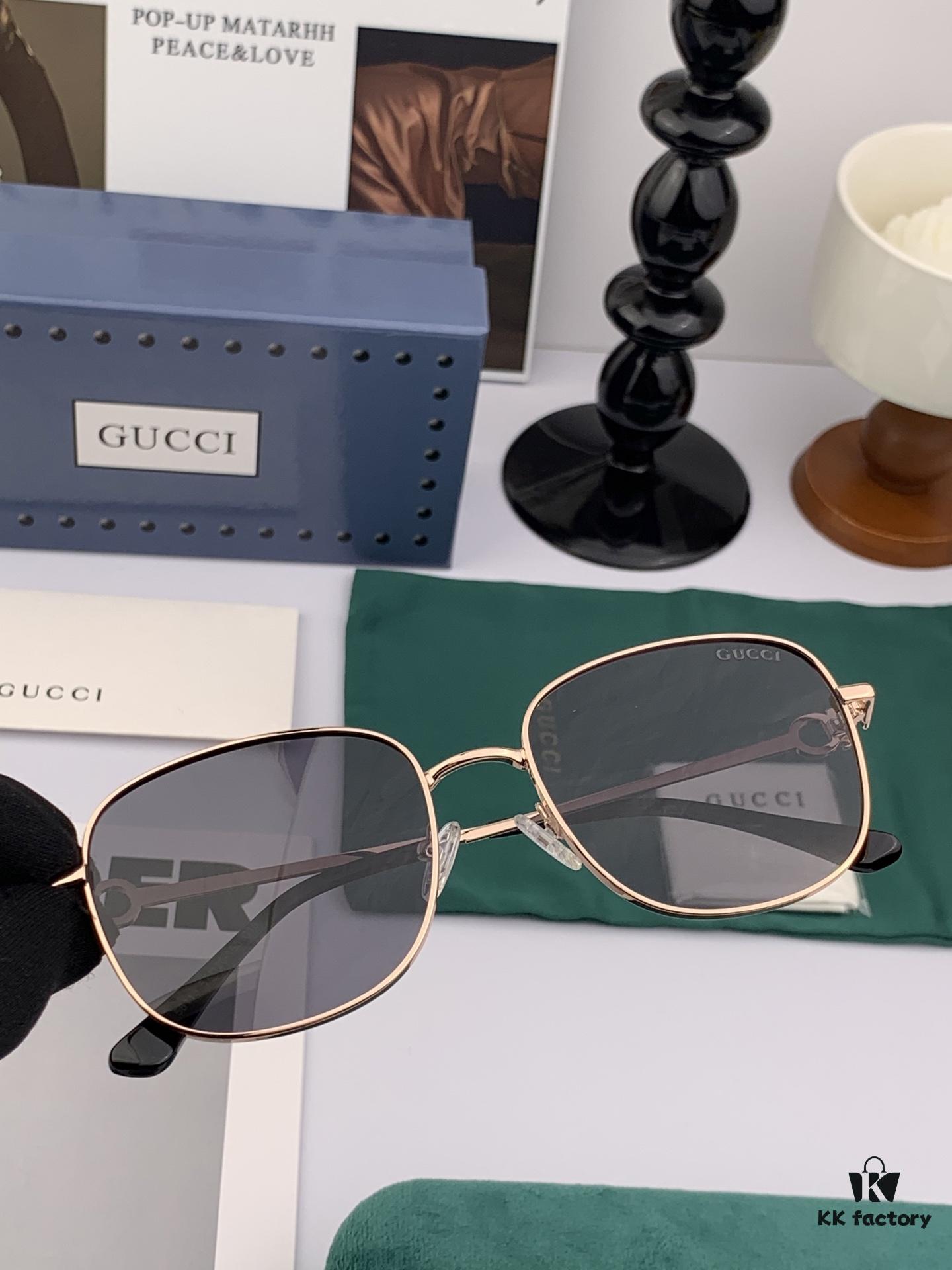 GUCCI 2025 Spring New Arrival Latest Rectangular Sunglasses, Favored by Influencers for Full Charm and Playful Elegance with Excellent Metal Finish