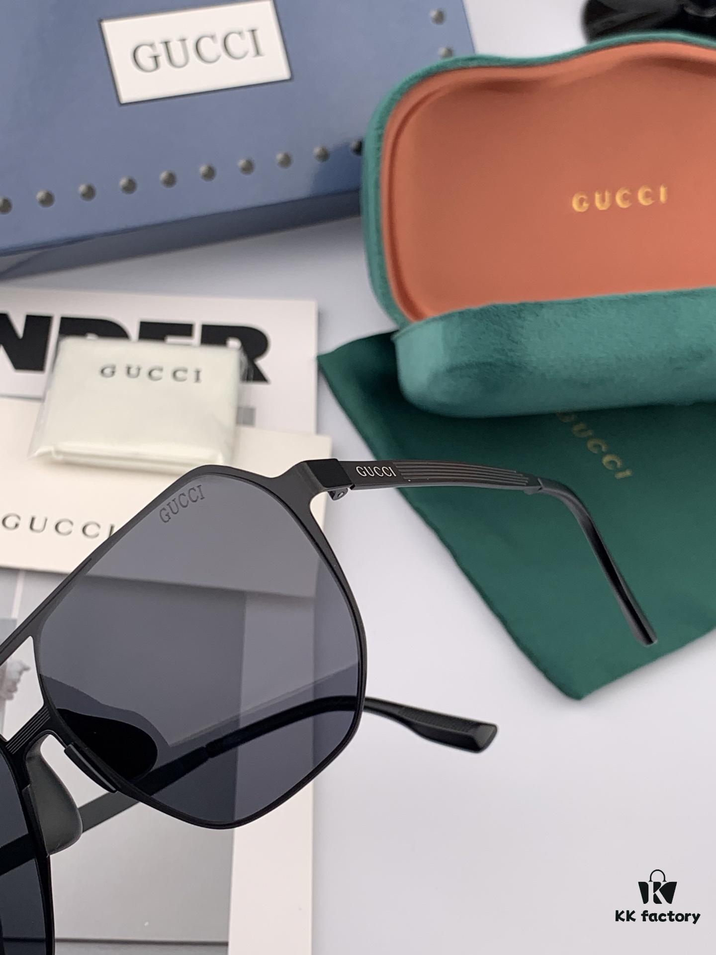 GUCCI Men's Colorful Pilot Polarized Sunglasses