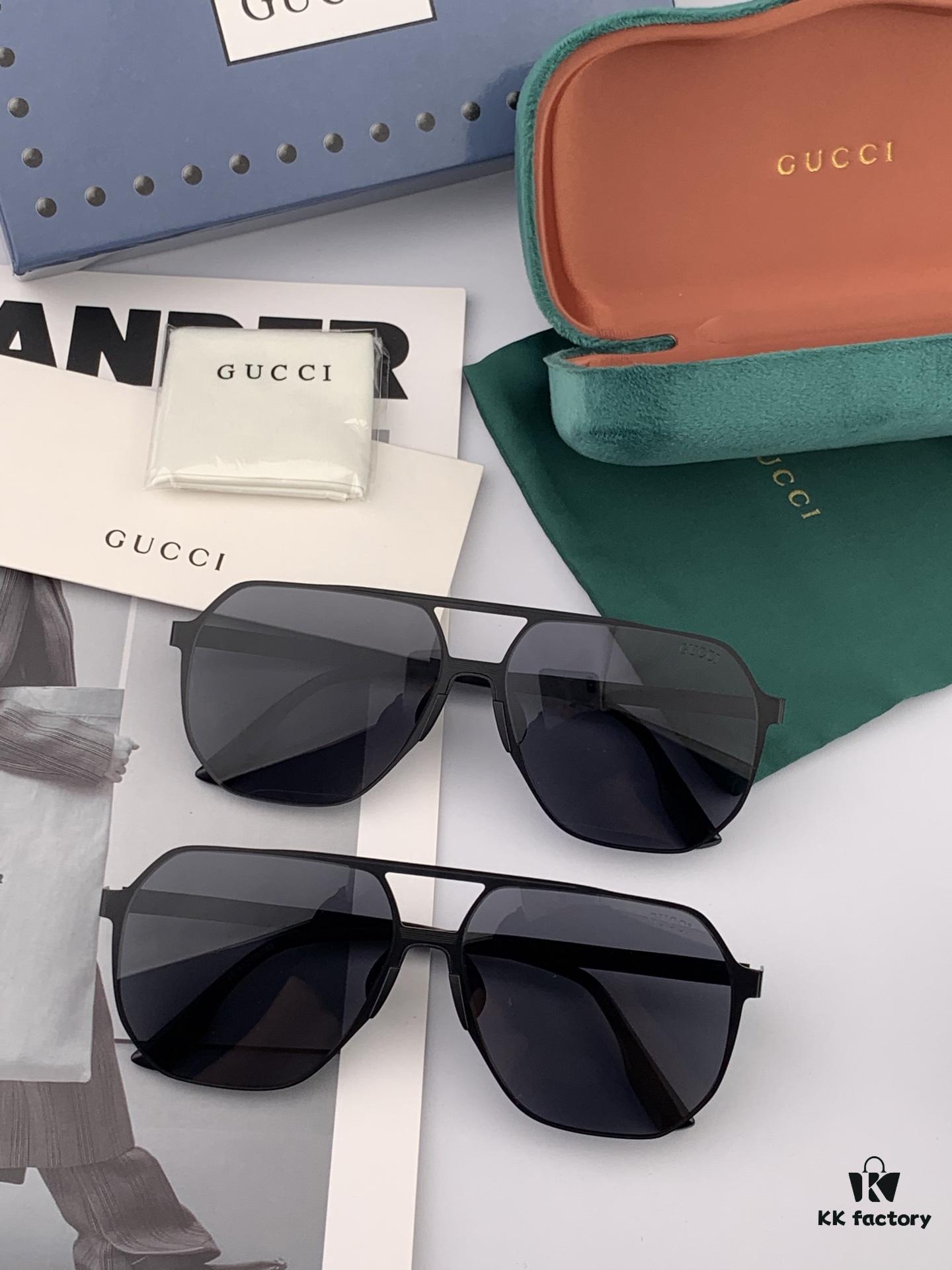 GUCCI Men's Colorful Pilot Polarized Sunglasses