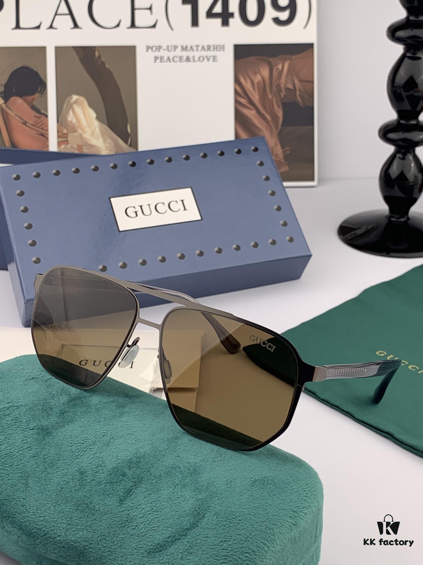 GUCCI Men's Colorful Pilot Polarized Sunglasses
