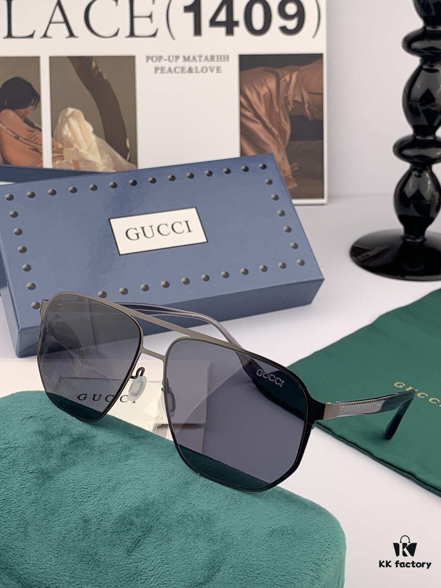 GUCCI Men's Colorful Pilot Polarized Sunglasses
