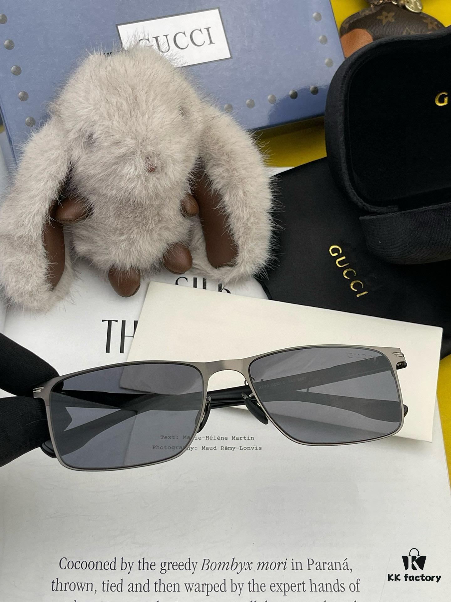 GUCCI Men's Colorful Pilot Polarized Sunglasses G9227