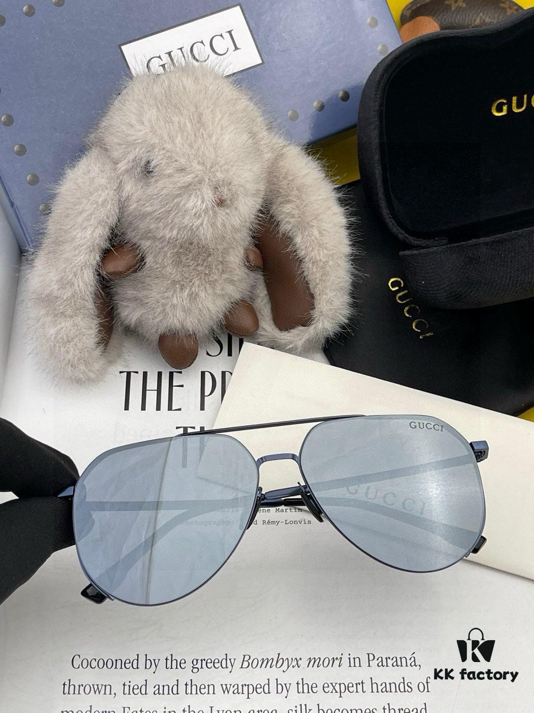 GUCCI Men's Colorful Pilot Polarized Sunglasses