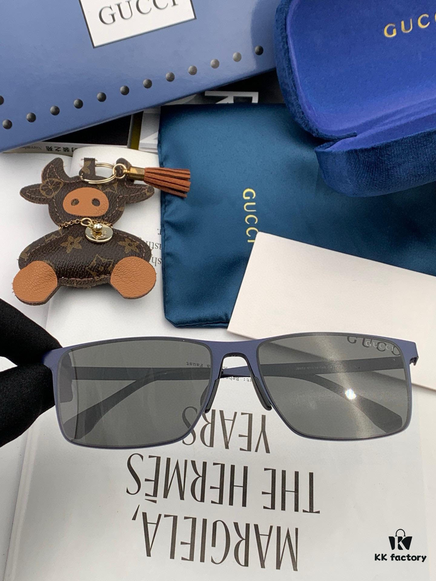 GUCCI Men's Colorful Pilot Polarized Sunglasses